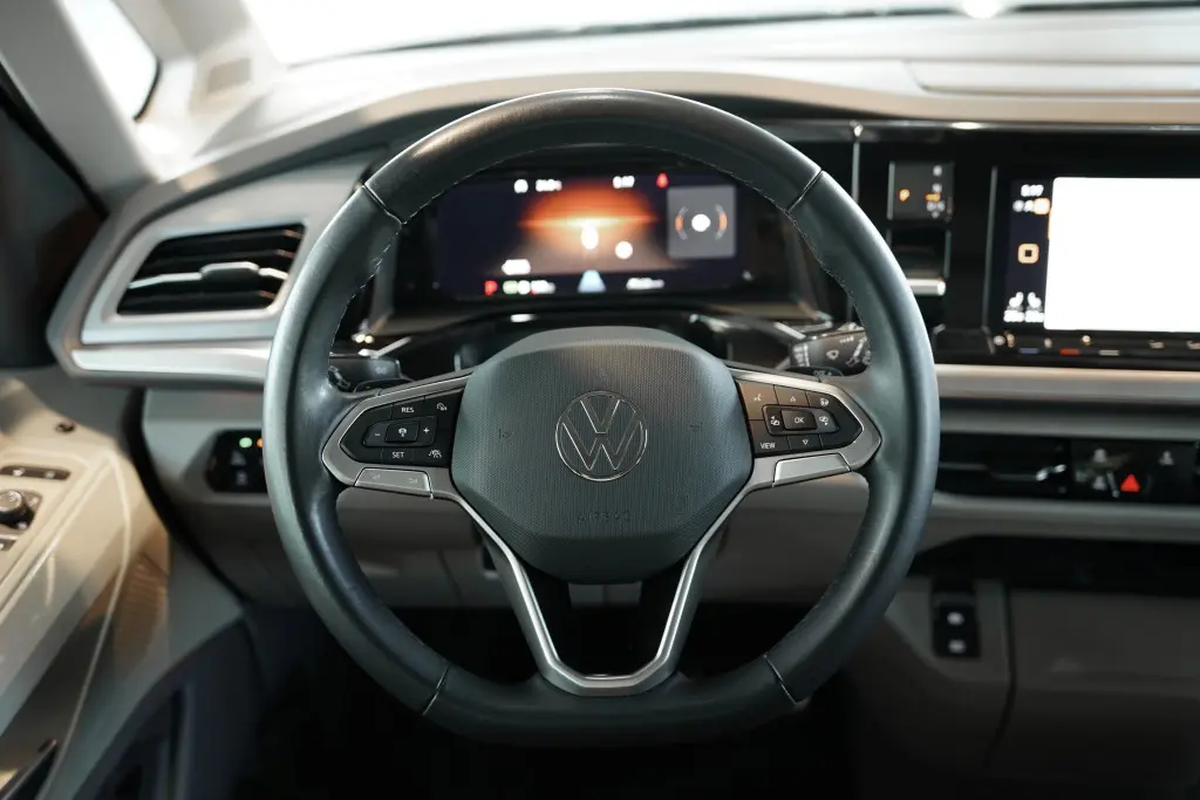 Volkswagen Multivan VII T7 2.0 TDI 150ch Style Long DSG7/7places/VO Allemand/Malus 8000e