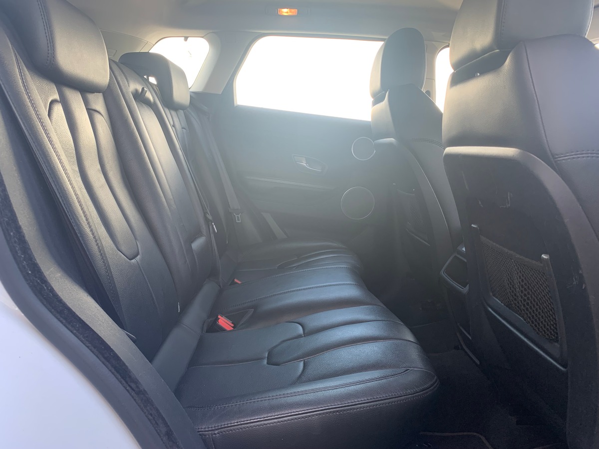 Land-Rover Range Rover Evoque 150 chevaux | Caméra de recul | Cuir | Attelage | Audio MERIDIAN