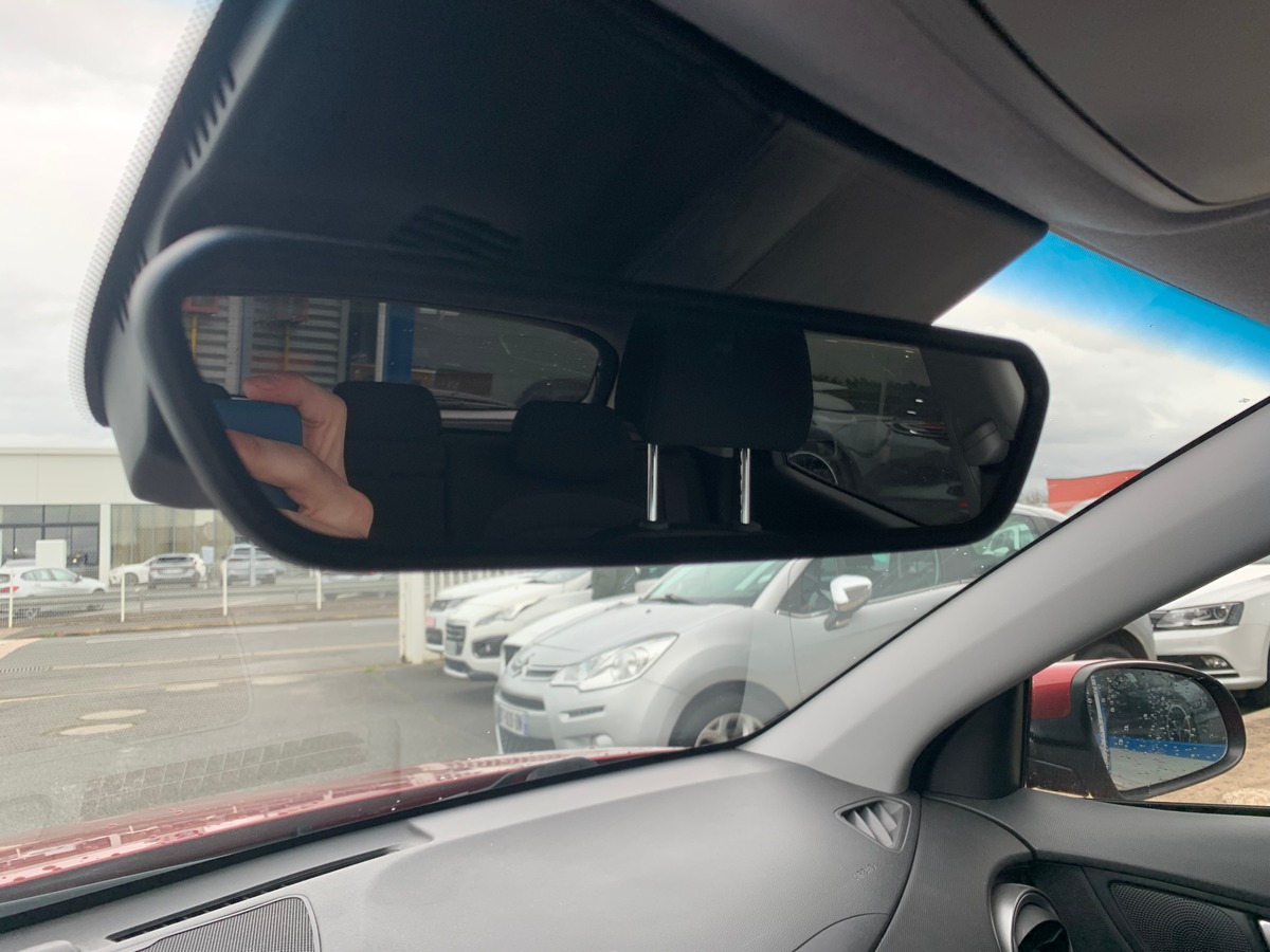 Hyundai Kona 136 | Creative | Caméra recul | Affichage tête haute | Assistance maintien trajectoire