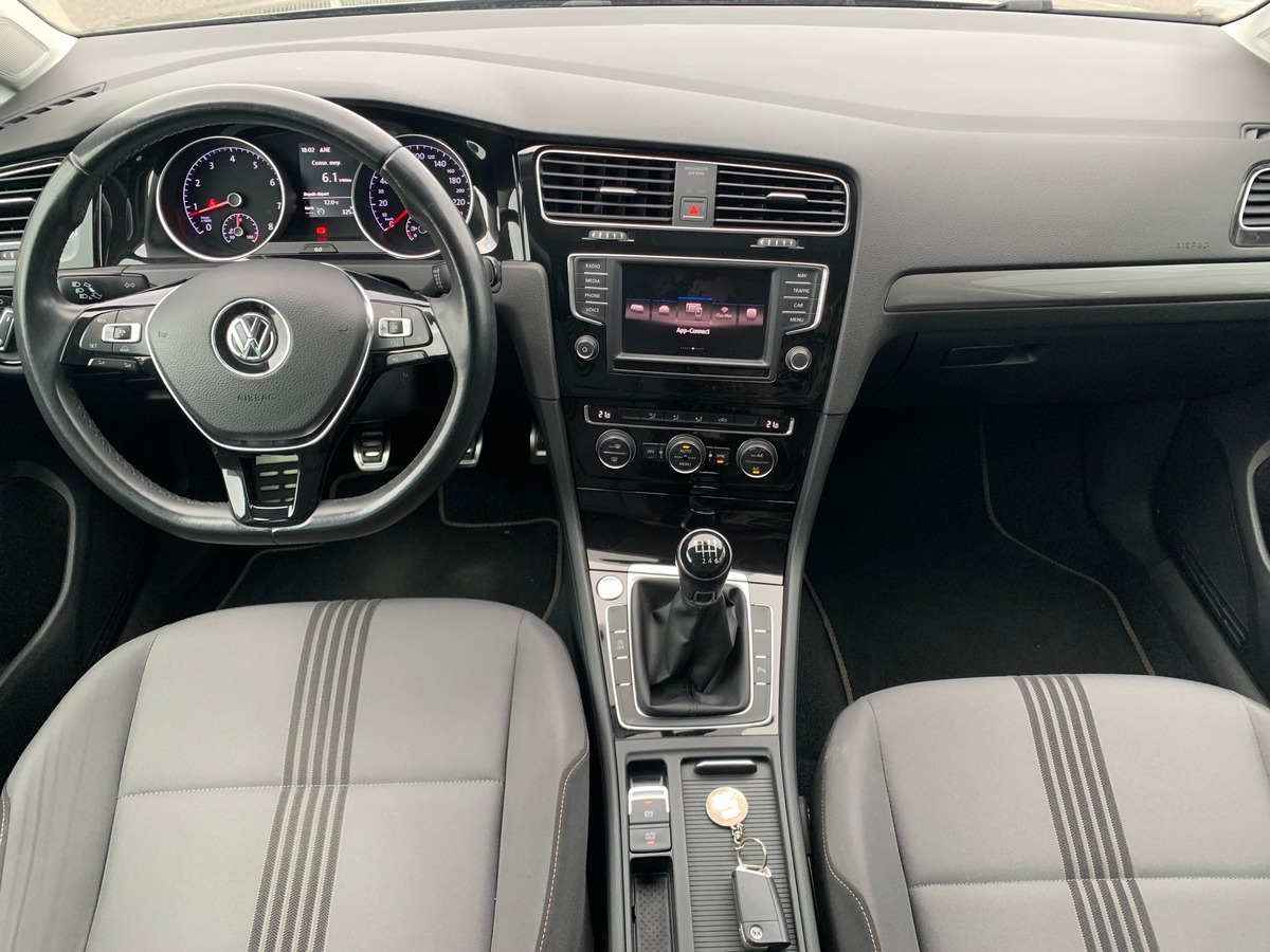 Volkswagen Golf 110 ch | All Star Match | Apple car Play | Régulateur de vitesse adaptatif | Caméra