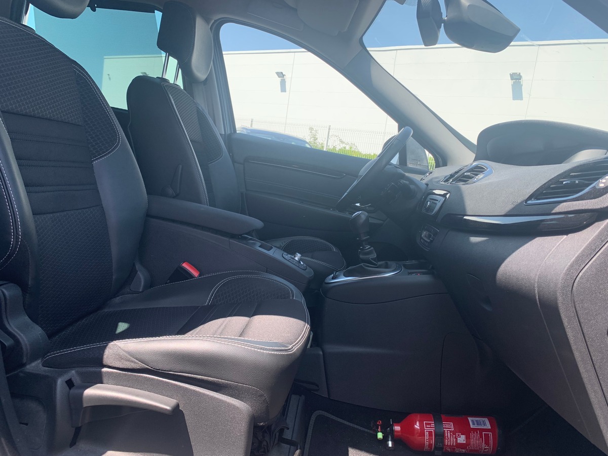 RENAULT Grand Scenic 130 chevaux | BOSE | 7 Places | Caméra de recul | Régulateur de vitesse | GPS