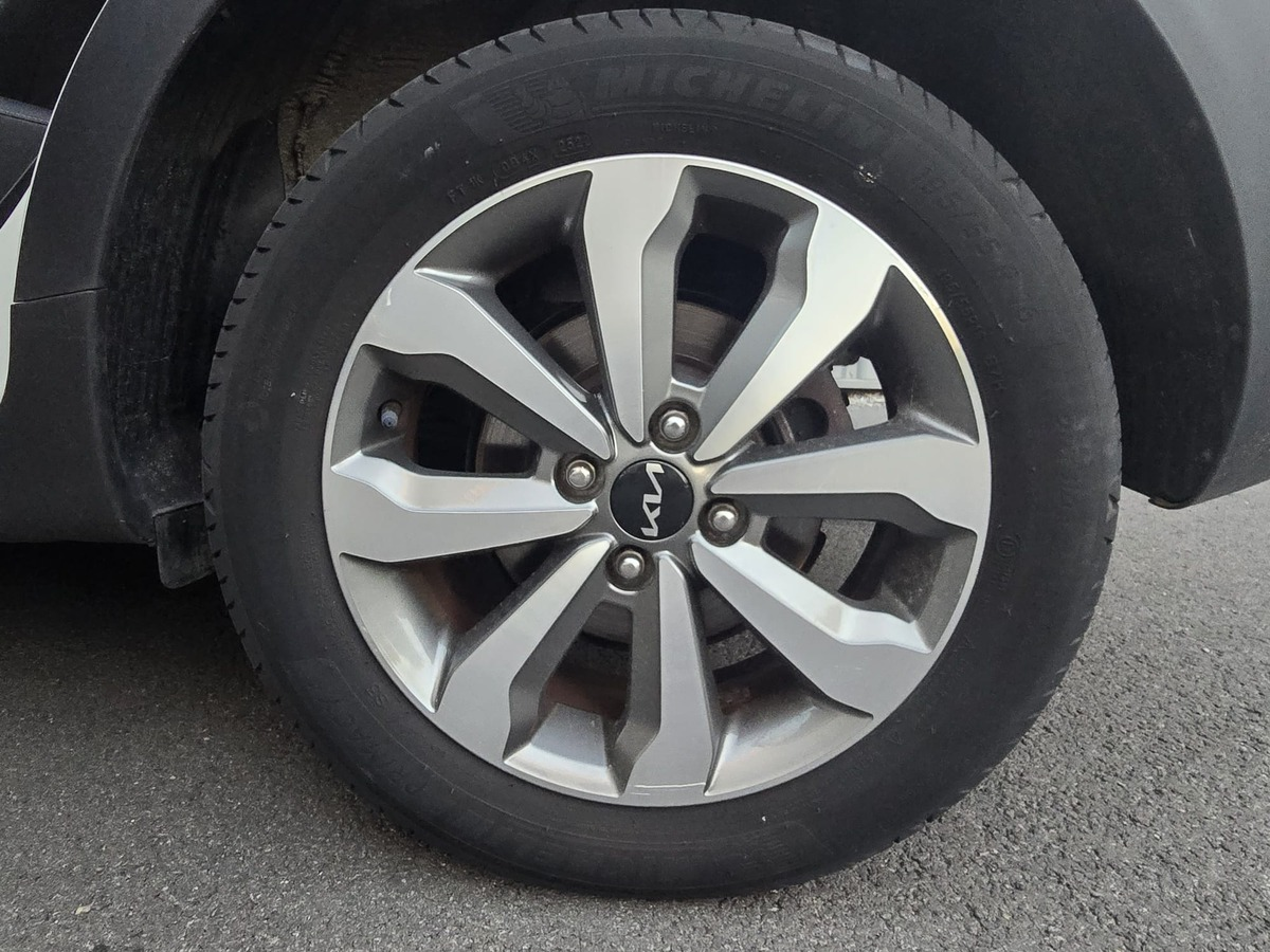 Kia Stonic 1.0 T-GDi 120ch MHEV Active DCT7 "18000km" Garantie KIA Janvier 2030