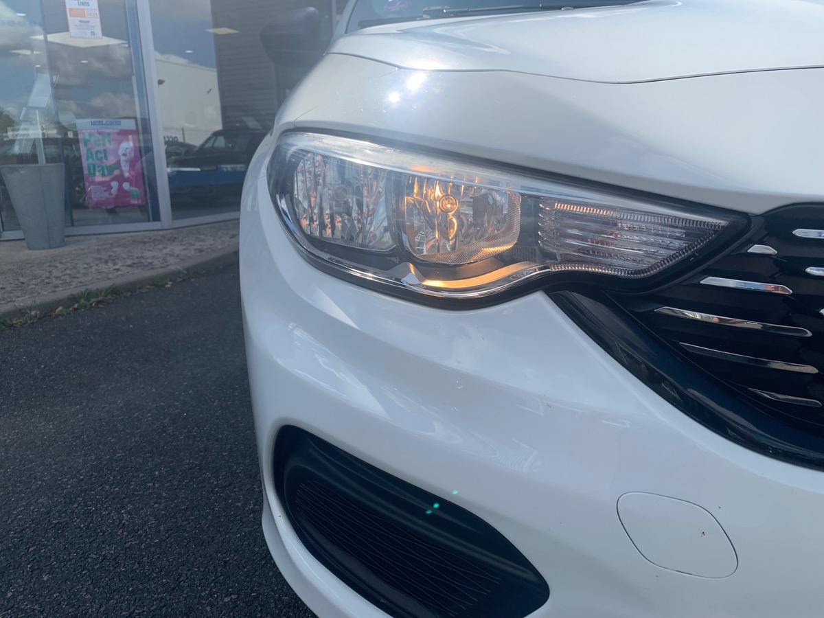 Fiat Tipo 95 ch | Climatisation | Première main | Fixations Isofix aux places arrières