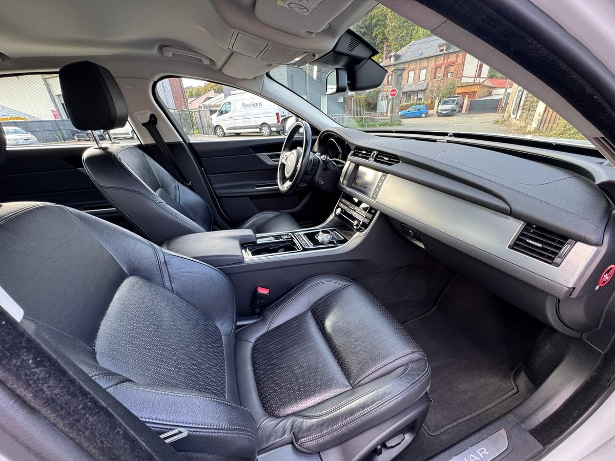 Jaguar XF 30d Prestige 3.0 V6 - Garantie