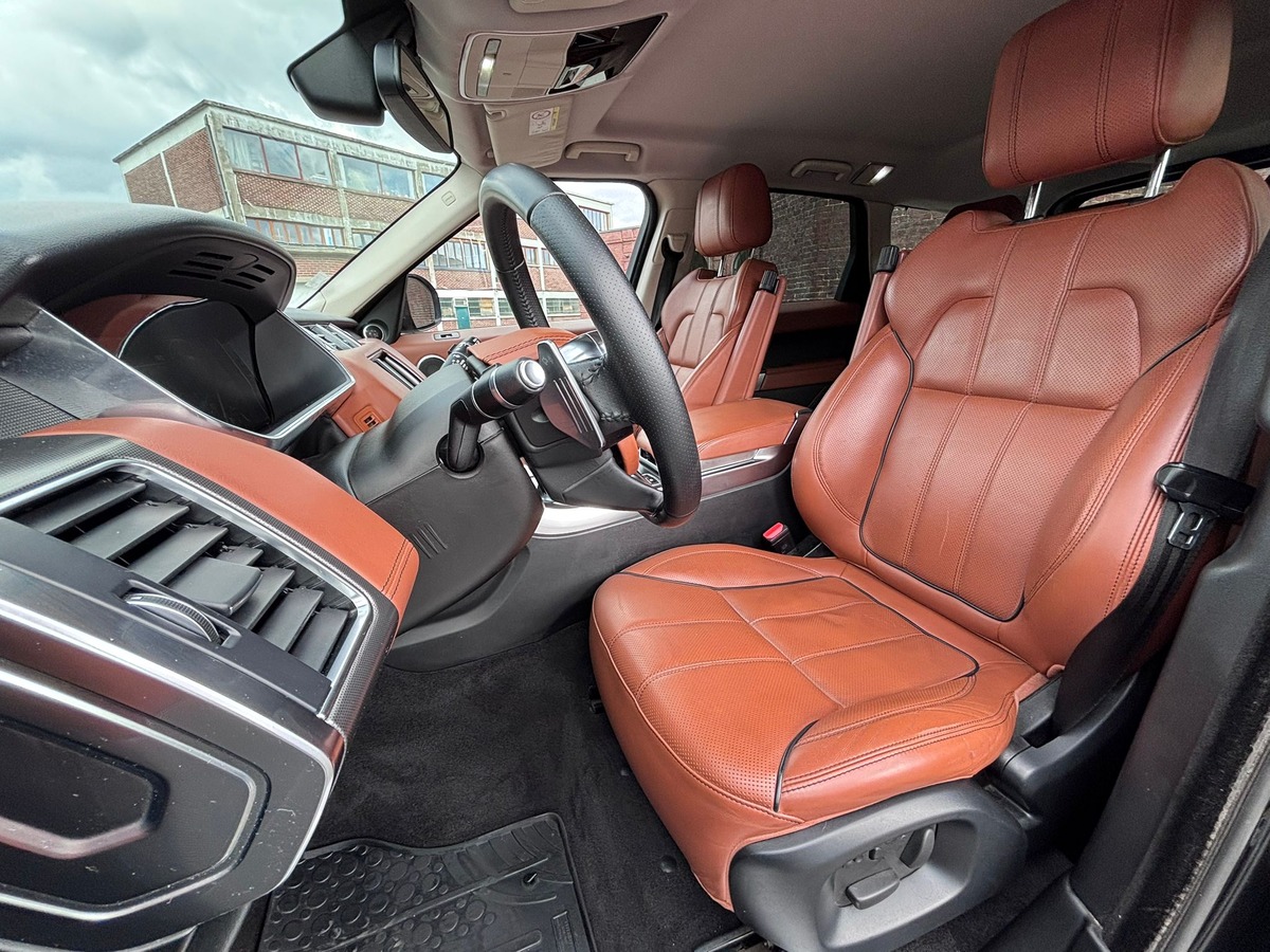 Land-Rover Range Rover Sport 3.0 SD V6 292 HSE Dynamic - Suivi complet - Révisé