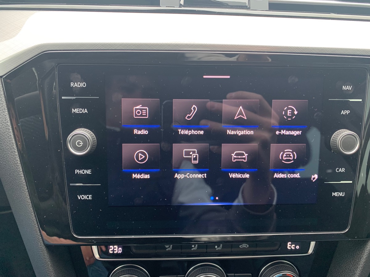 Volkswagen Passat 218 ch | GTE | Combiné instruments digital | Assistant Feu de Route