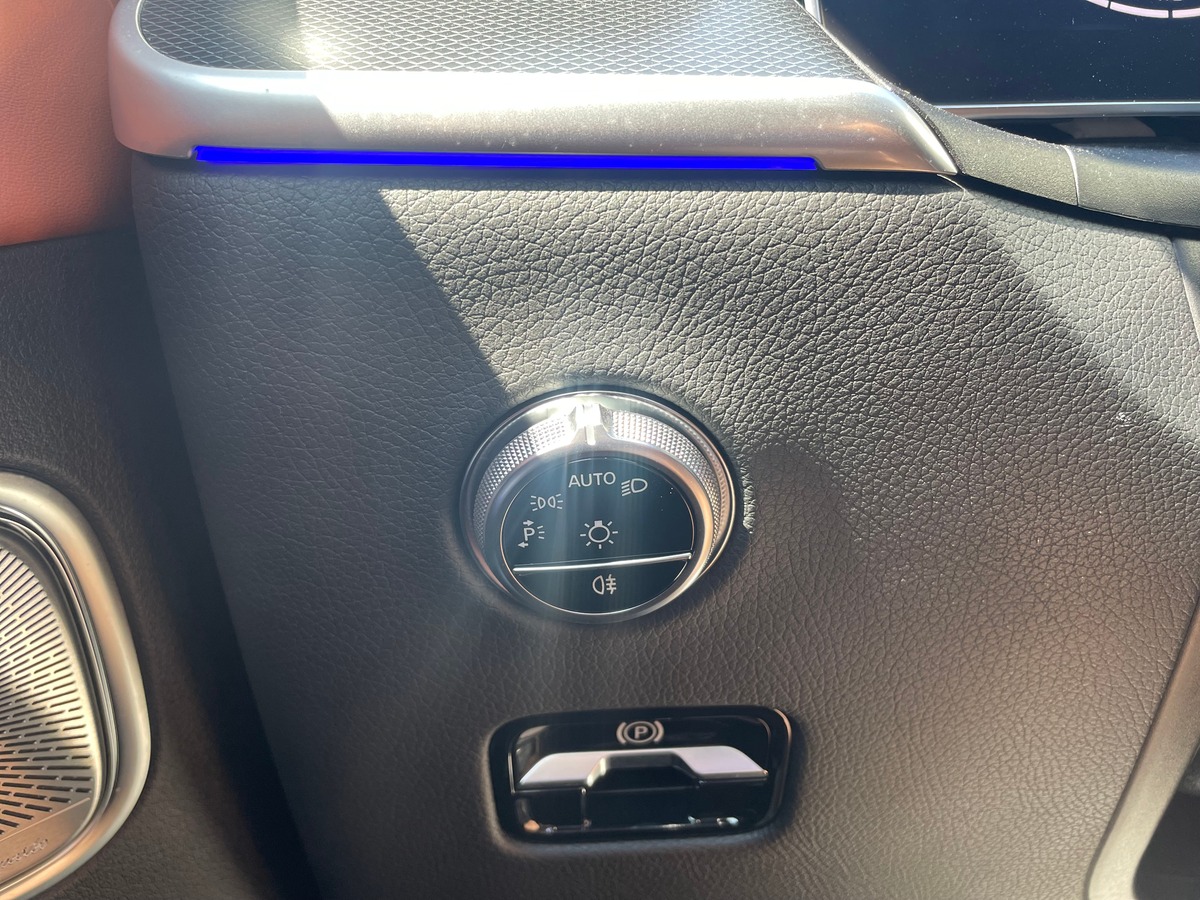 Mercedes-Benz Classe GLC 220D 2.0 197CV TVA RECUPERABLE-CARPLAY-TOIT OUVRANT-SIEGE CHAUFFANT-AMG LINE