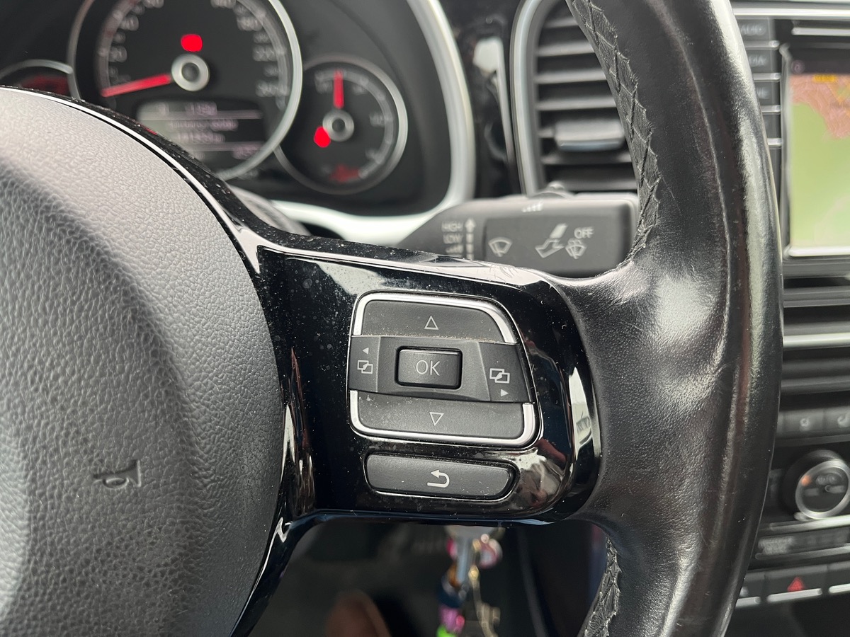 Volkswagen Beetle 1.2 TSI 105ch Coccinelle, Suivi complet, CarPlay, Caméra de recul, GPS