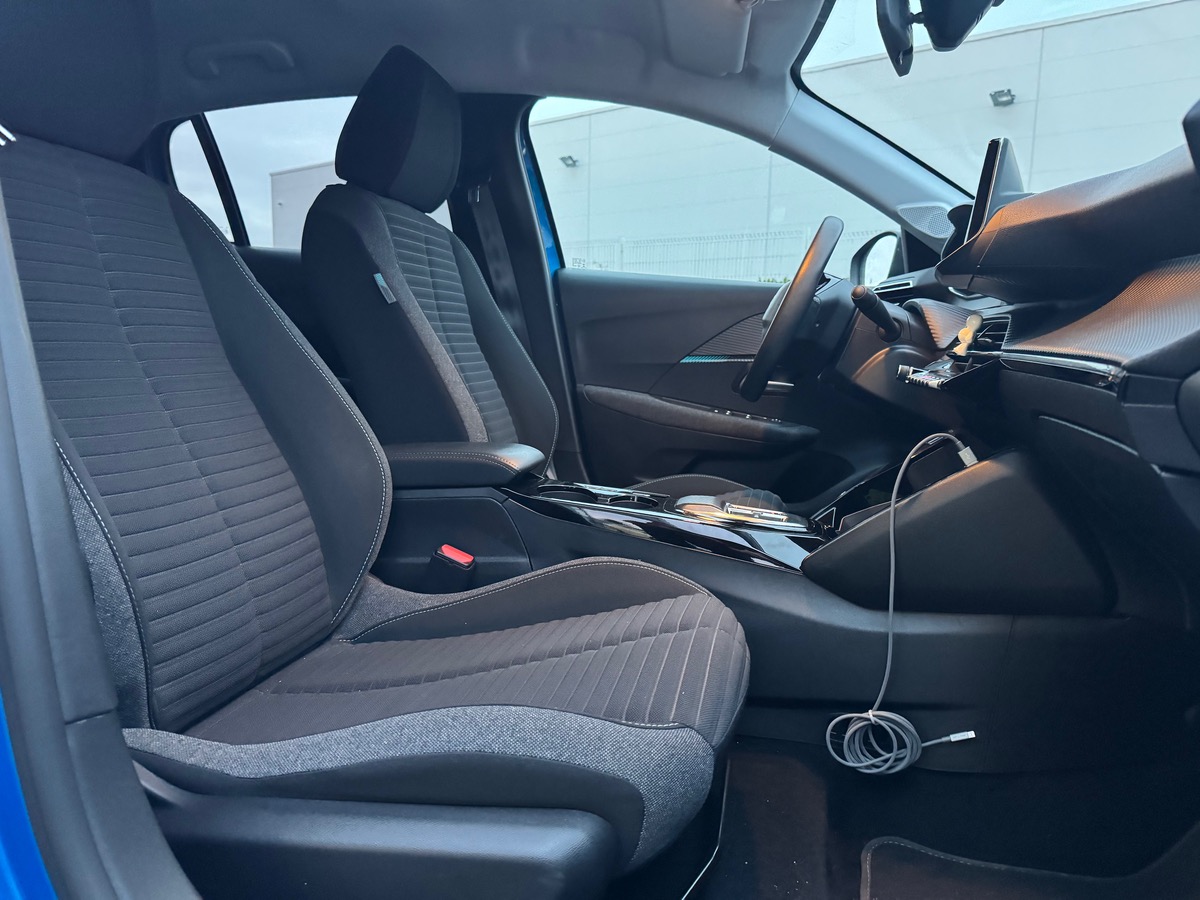 Peugeot 208 136 ch | Style | Démarrage sans clé | Régulateur de vitesse | Peugeot i-Cockpit