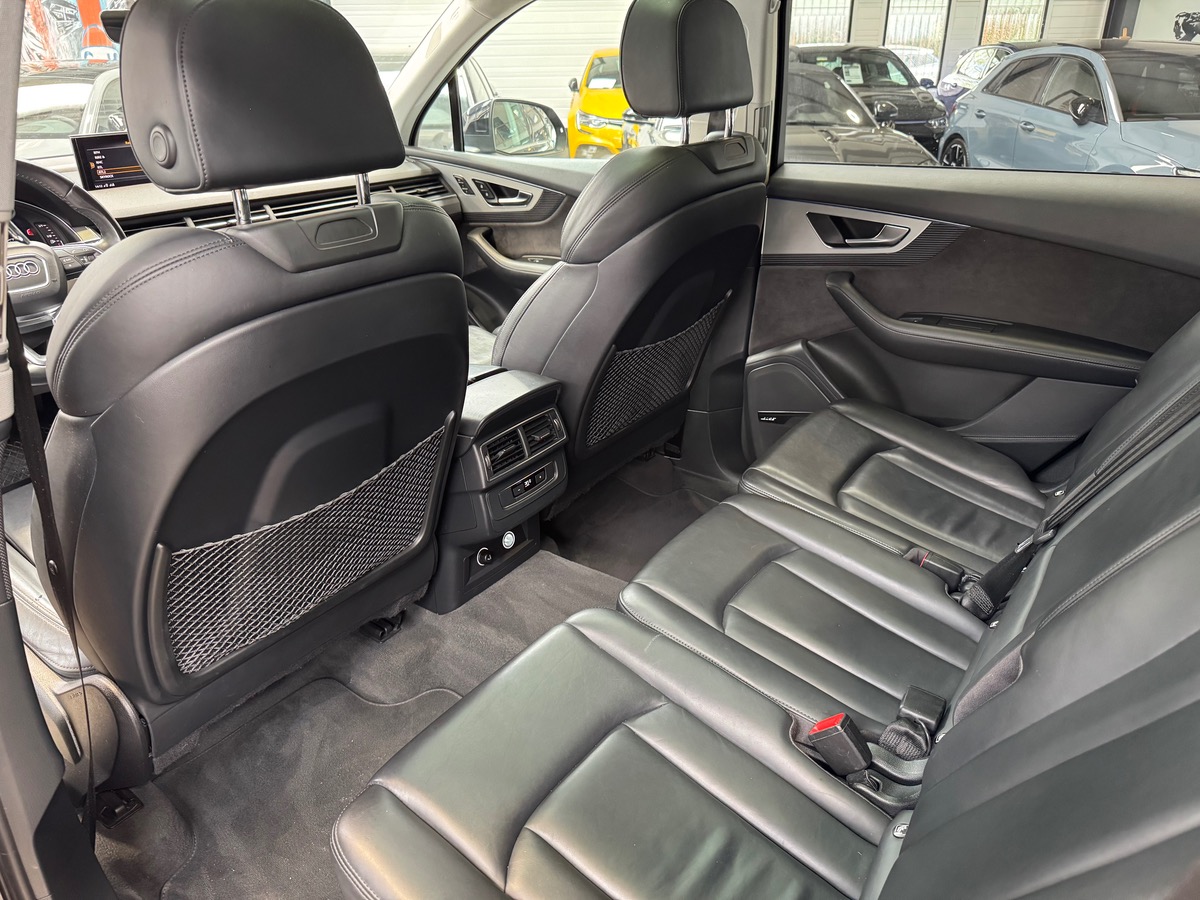 Audi Q7 3.0D TDI V6 E-TRON AVUS EXETENDED  373CV TIPTRONIC8 ATTELAGE/TO/BOSE/UHD D