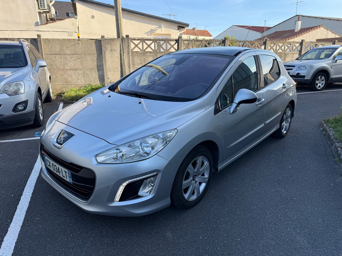 Peugeot 308 1.6 e-HDI 115 CV allure 4XCB