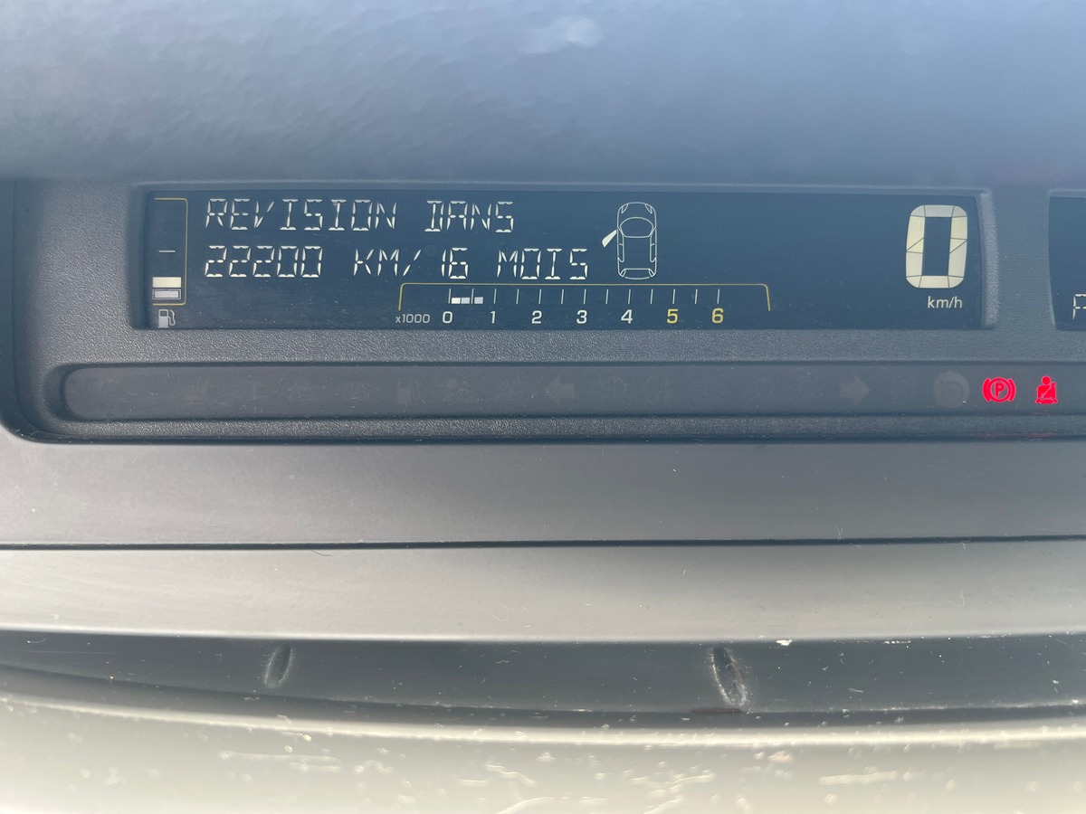 RENAULT Scenic 105 ch | Régulateur de vitesse | Climatisation
