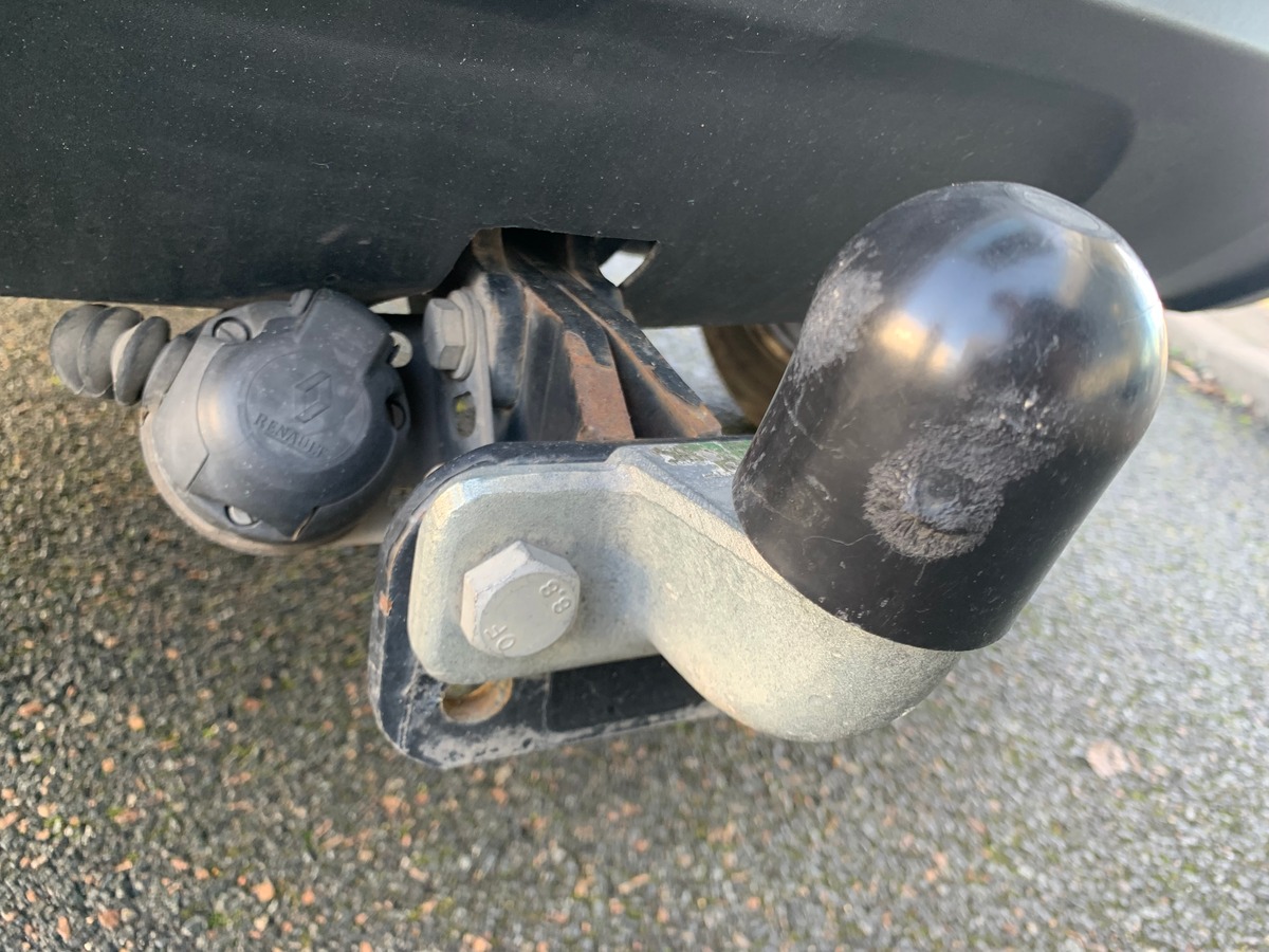 Dacia Duster 105 ch | Laureate | Bioethanol | Roue secours | Climatisation | Radio mono-CD MP3