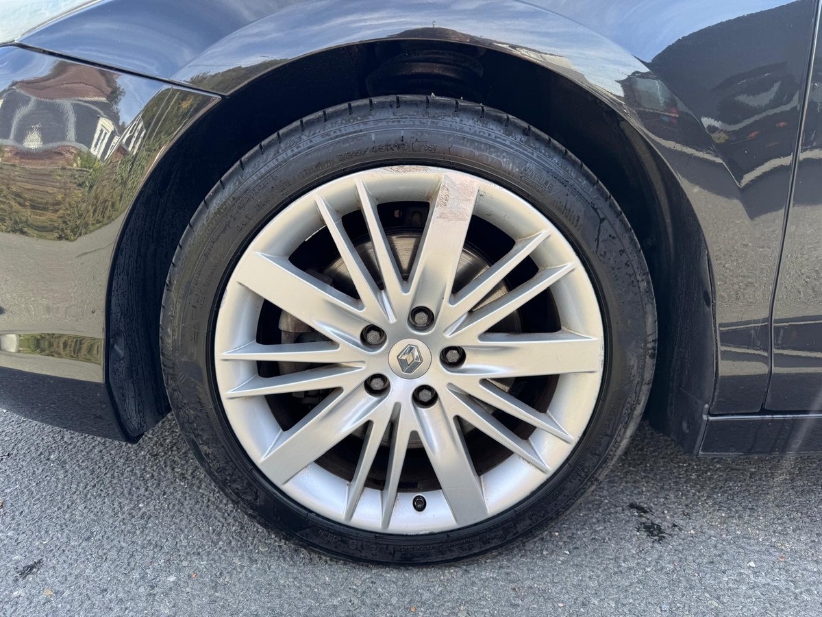 RENAULT Laguna Coupé 2.0 dCi 178 GT- Moteur à chaine- Garantie