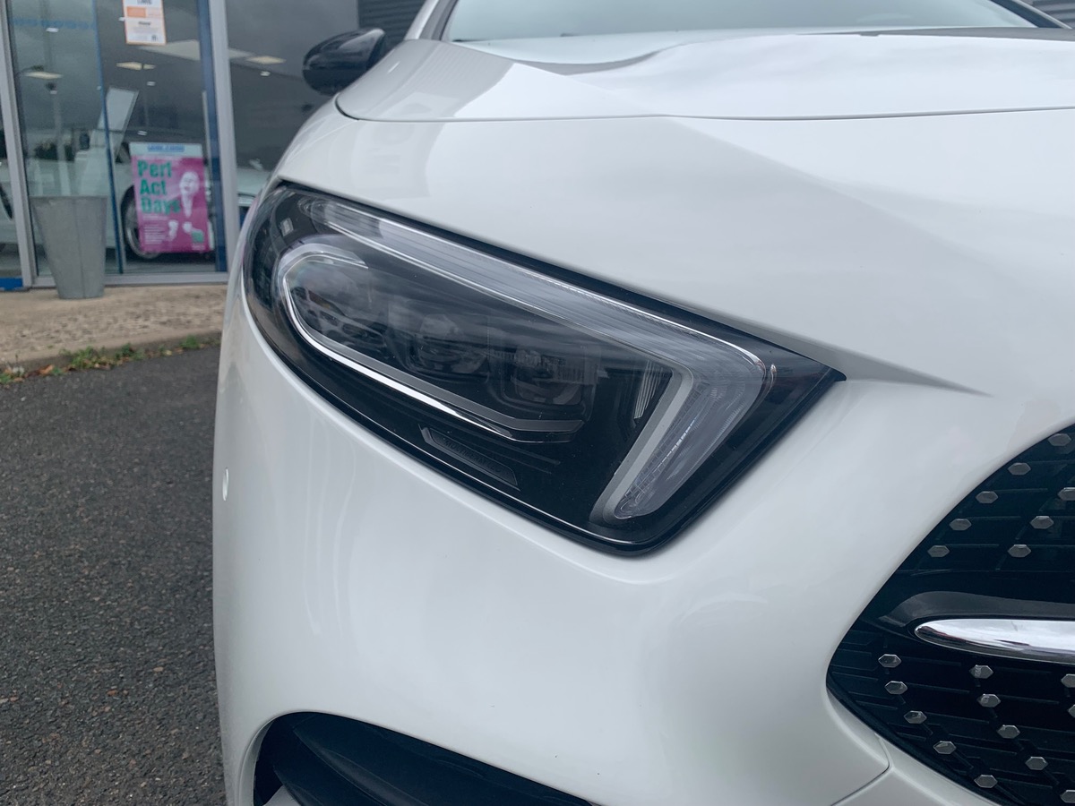 Mercedes-Benz Classe A 225 ch | AMG LINE | Toit ouvrant panoramique | Eclairage d'Ambiance | 4 MATIC