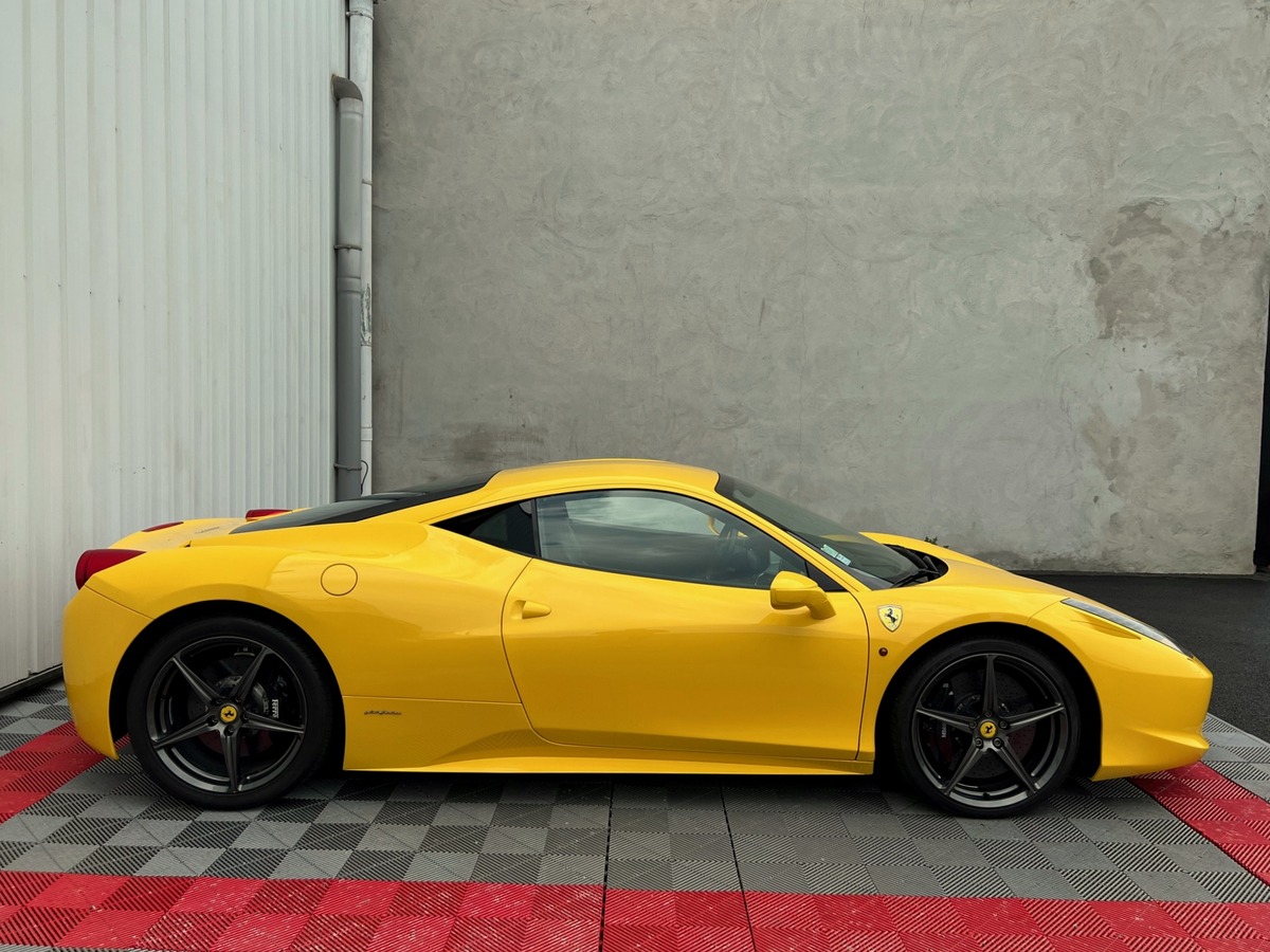 Ferrari 458 ITALIA V8 4.5 570 VOLANT LED / BAQUET