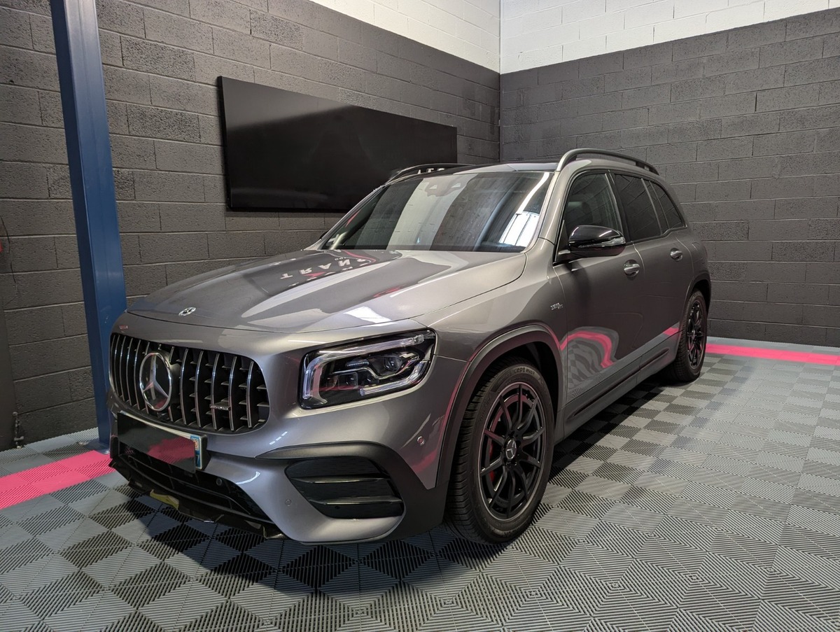 Mercedes Benz GLB AMG 35 4MATIC
