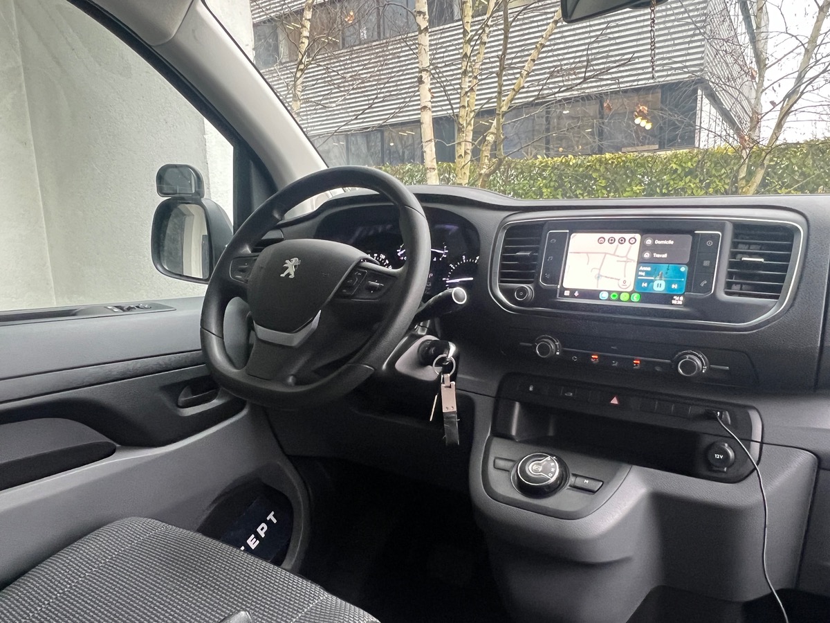 Peugeot Expert Fg Asphalt 2.0 Blue HDI 120 EAT8 Tole Standard TVA Récupérable