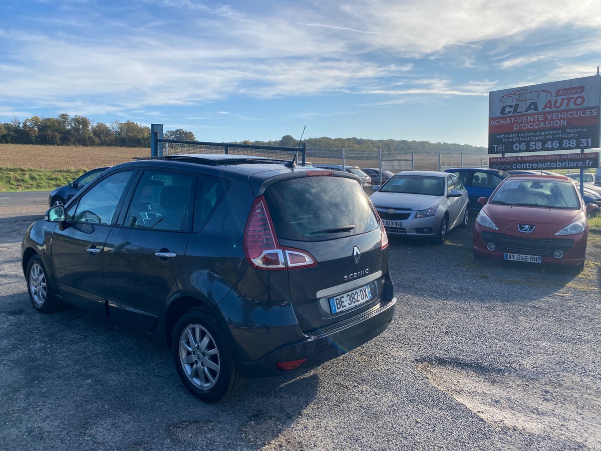 RENAULT Scenic III 1.9 dci 130cv 1ère main