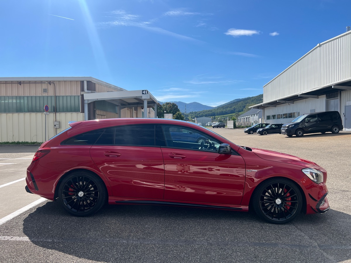 Mercedes-Benz CLA 45 AMG 381cv  4MATIC, SUIVI COMPLET MERCEDES, SIEGES CHAUFFANTS, HARMAN KARDON