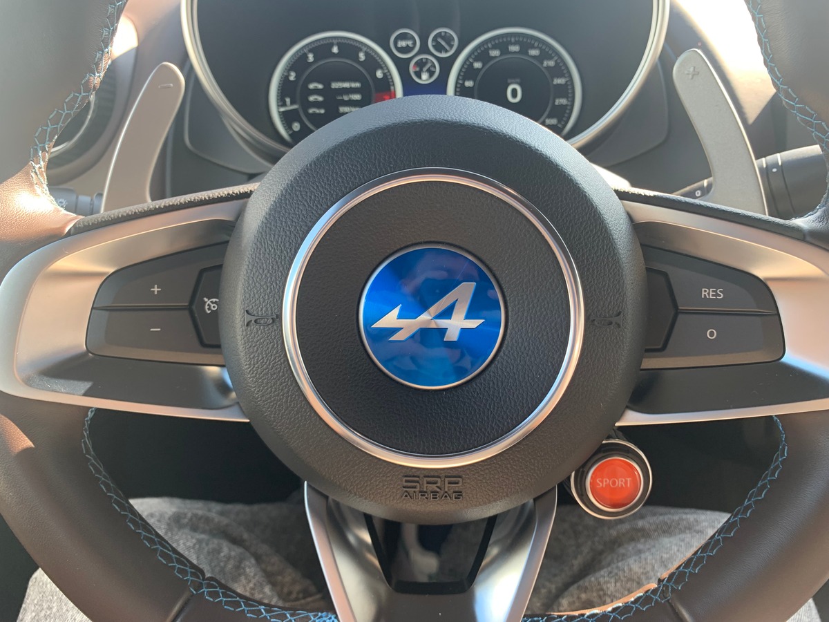 Alpine A110 252 chevaux | Légende | Caméra de recul | Cuir | Audio FOCAL | Mode SPORT