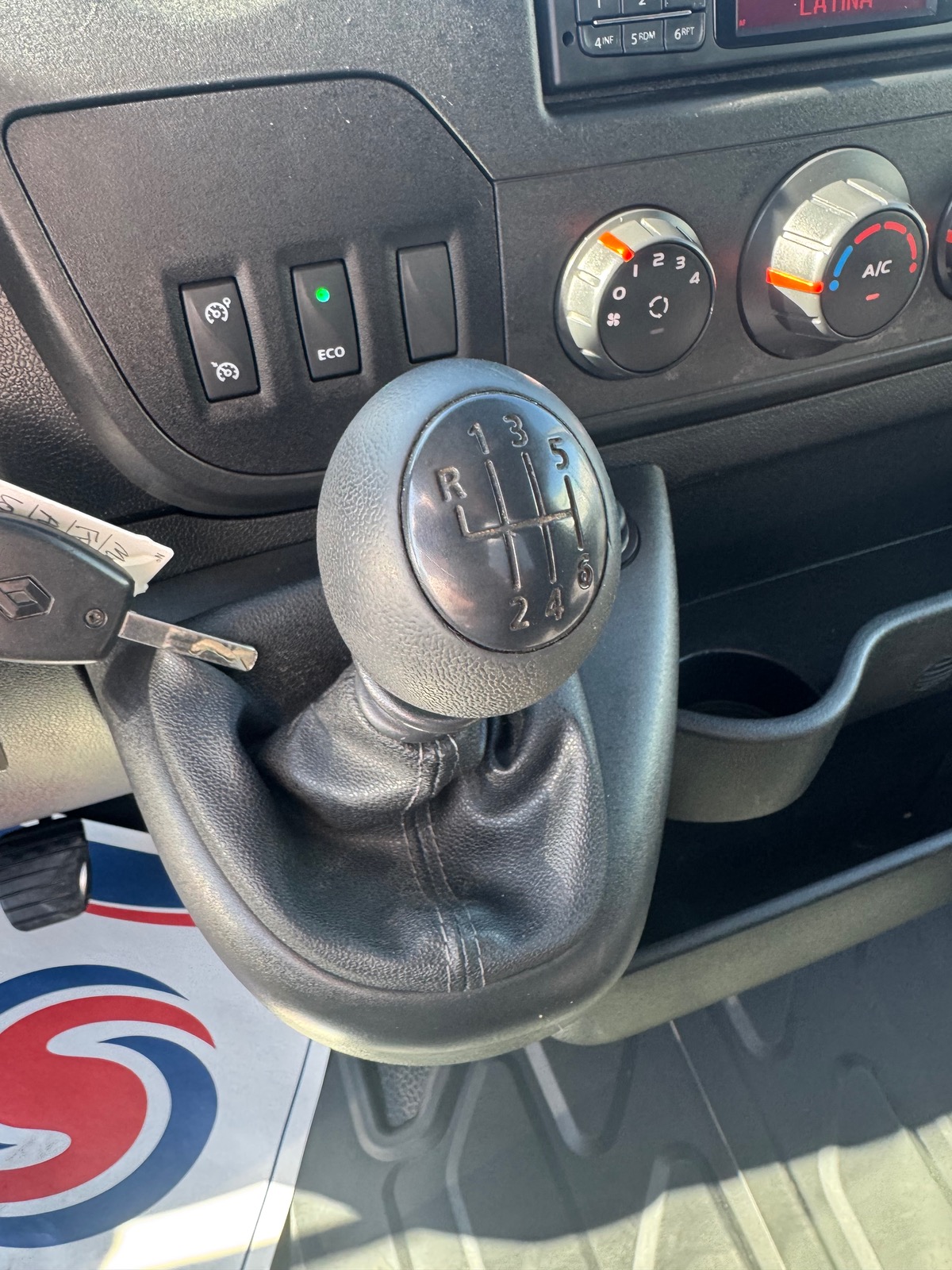 RENAULT Master L2H2 2.3 BDCI 130CH GRAND CONFORT + ATTELAGE