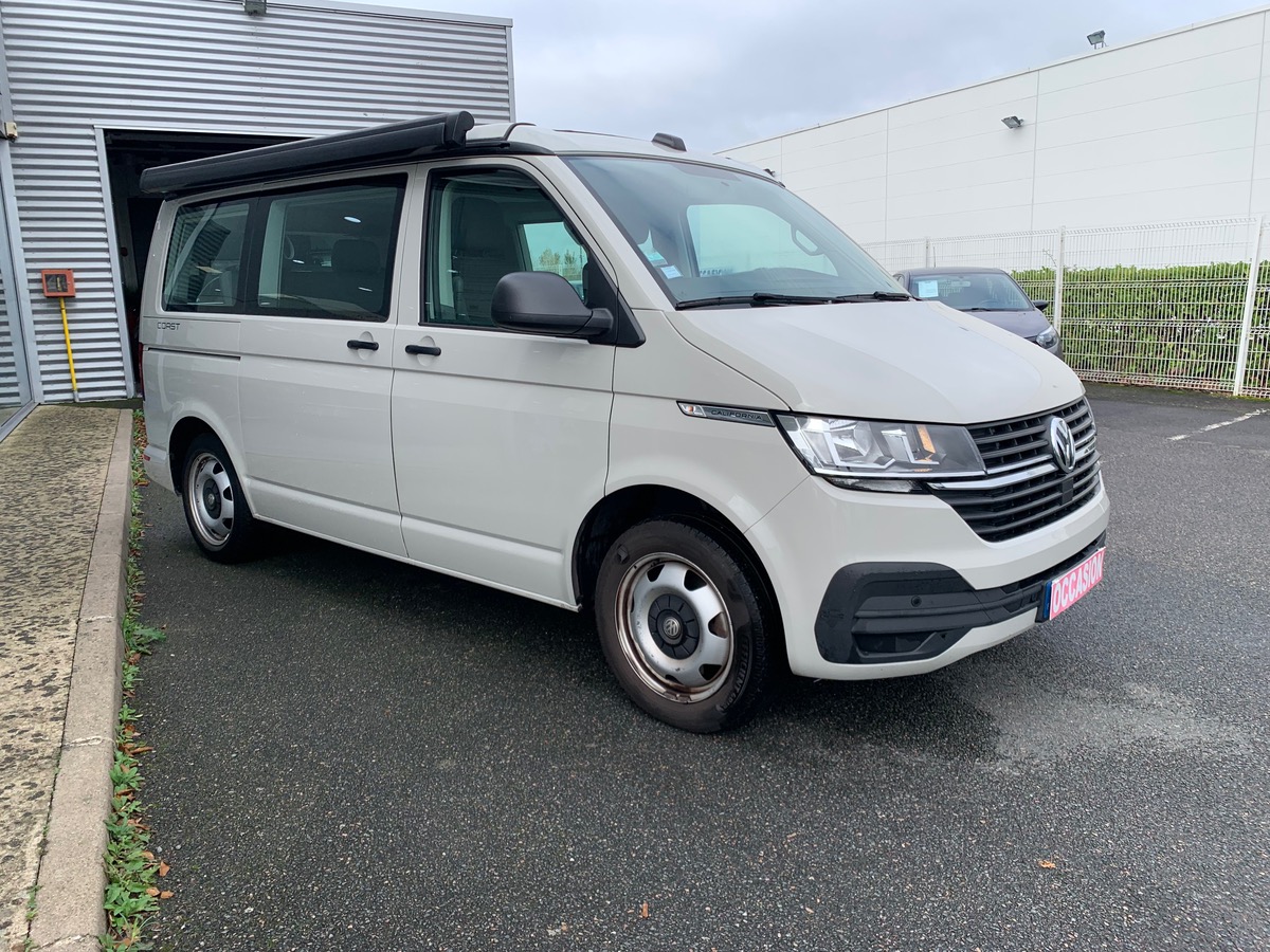 Volkswagen California 150 | COAST | Premiére Main | Attelage | Rallonge lit | Pneus Toutes Saisons
