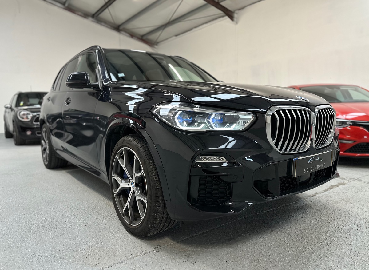 Bmw X5 (G05) XDRIVE 45E 394 HYBRIDE  M SPORT BVA8 4 roues directrices