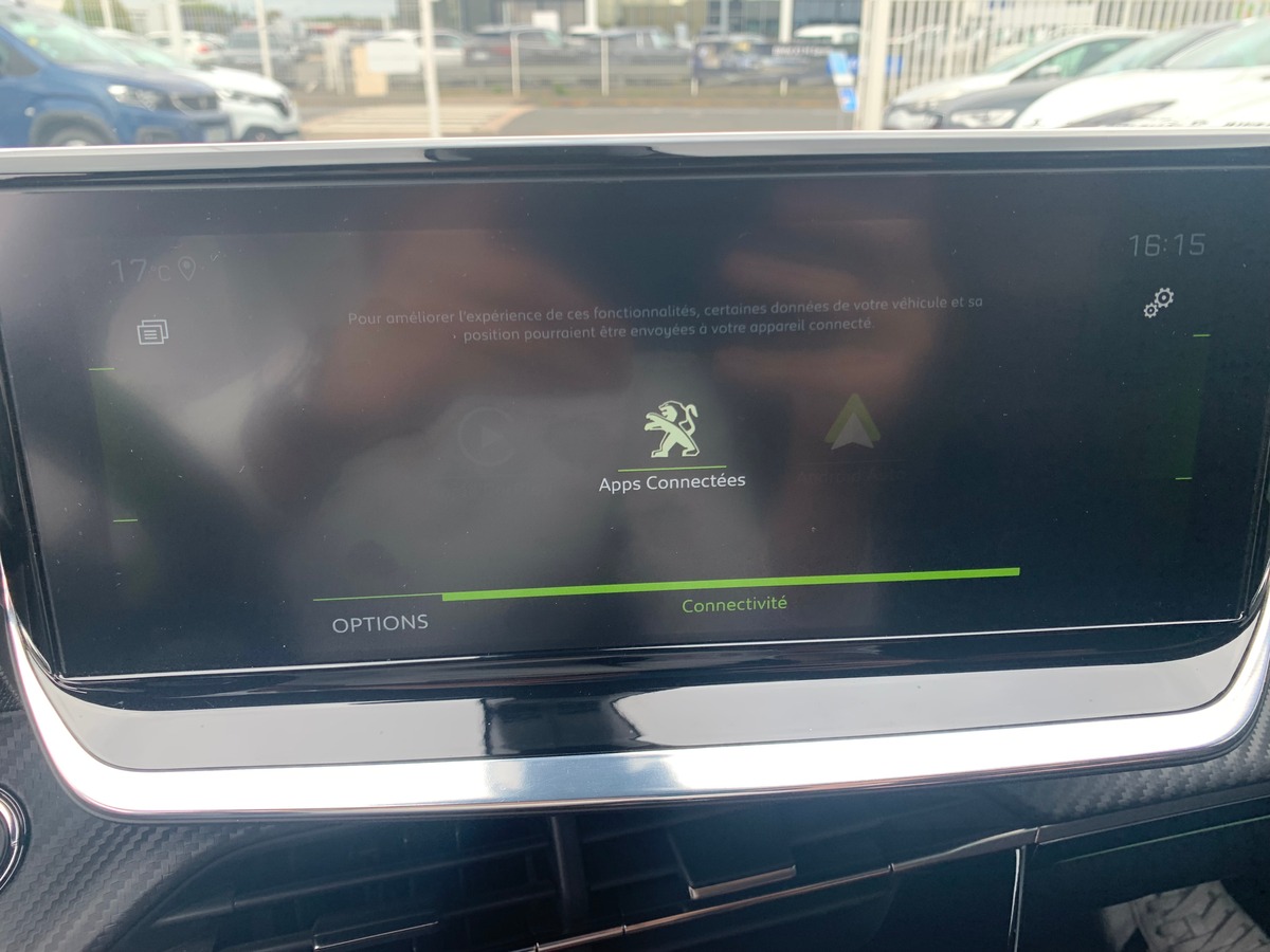 Peugeot 2008 130 chevaux | GT | Caméra de recul | Apple car Play | GPS | Palettes au volant