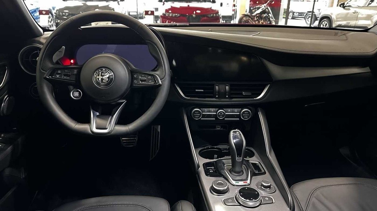 Alfa Romeo Giulia 2.0T 280ch Veloce Q4 AT8 Harman-Kardon Toit ouvrant