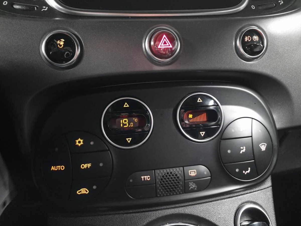 Abarth 500 1.4i 165 Abarth 595C Turismo | Ecran couleur | Mode Sport | Jantes en alliage 17"
