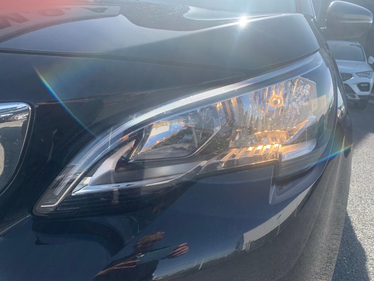 Peugeot 3008 130 chevaux | Allure | Caméra de recul | Régulateur de vitesse | Capteur d'angle mort