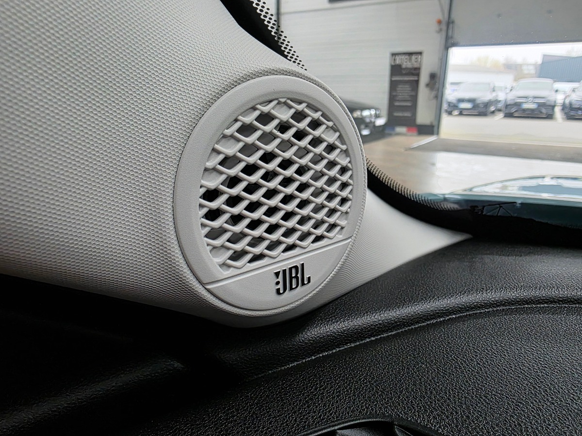 Jeep Avenger (2) 1.2 TURBO T3 100 E-HYBRID SUMMIT JBL / CAMERA C