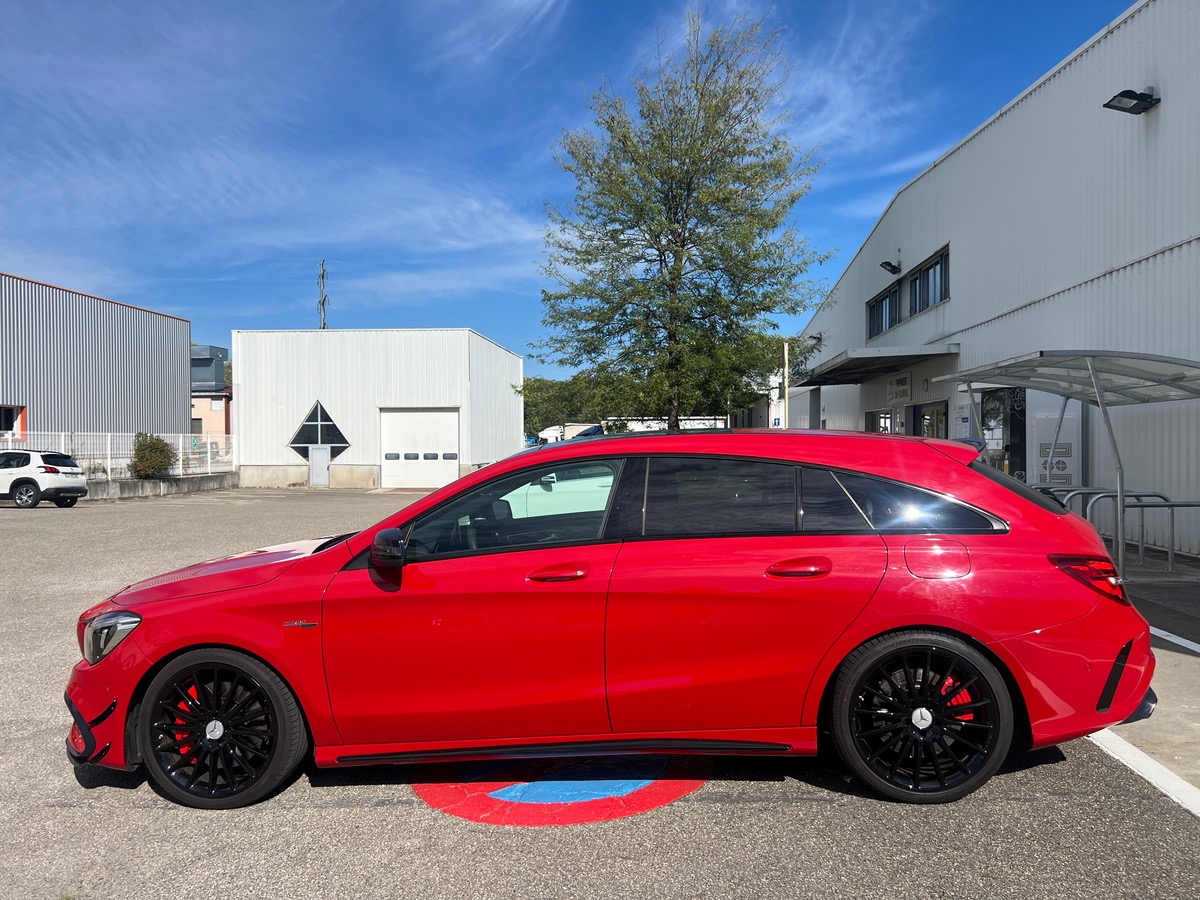 Mercedes-Benz CLA 45 AMG 381cv  4MATIC, SUIVI COMPLET MERCEDES, SIEGES CHAUFFANTS, HARMAN KARDON