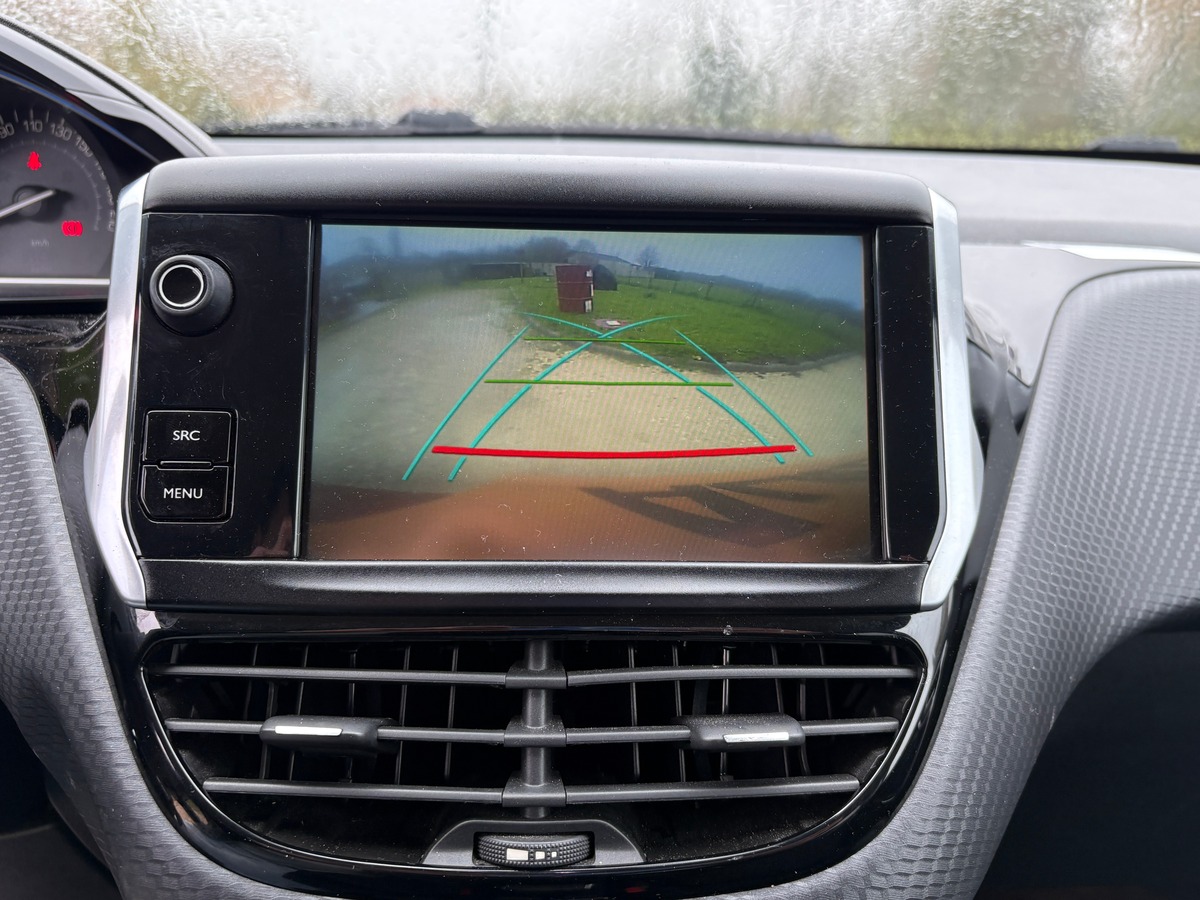 Peugeot 2008 1.2 110CH  Version ALLURE