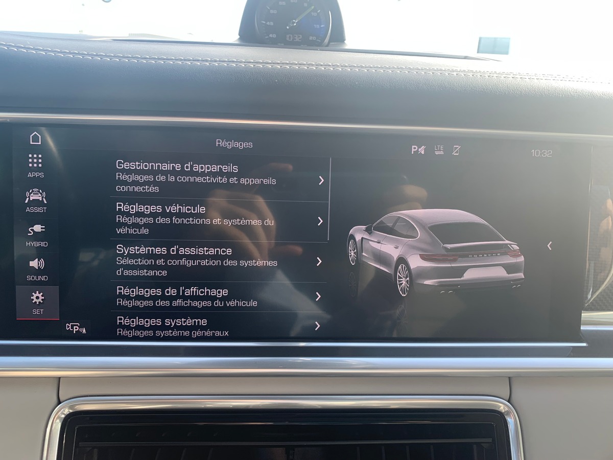 Porsche Panamera 462 | V6 | 4 E-HYBRID | Caméra | Apple car play | GPS | GARANTIE PORSCHE APPROVED
