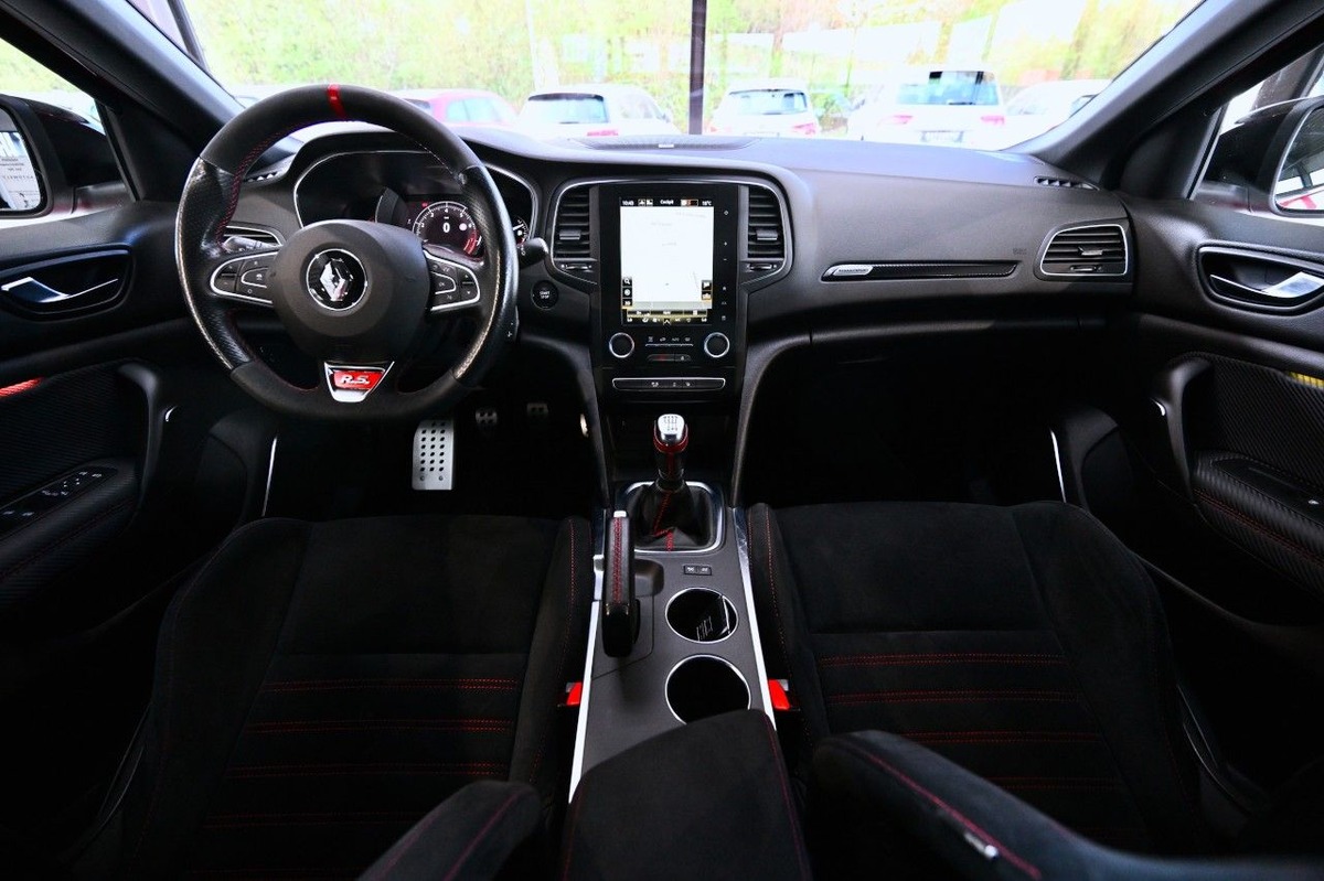 RENAULT Megane IV 1.8 T 300ch RS Trophy