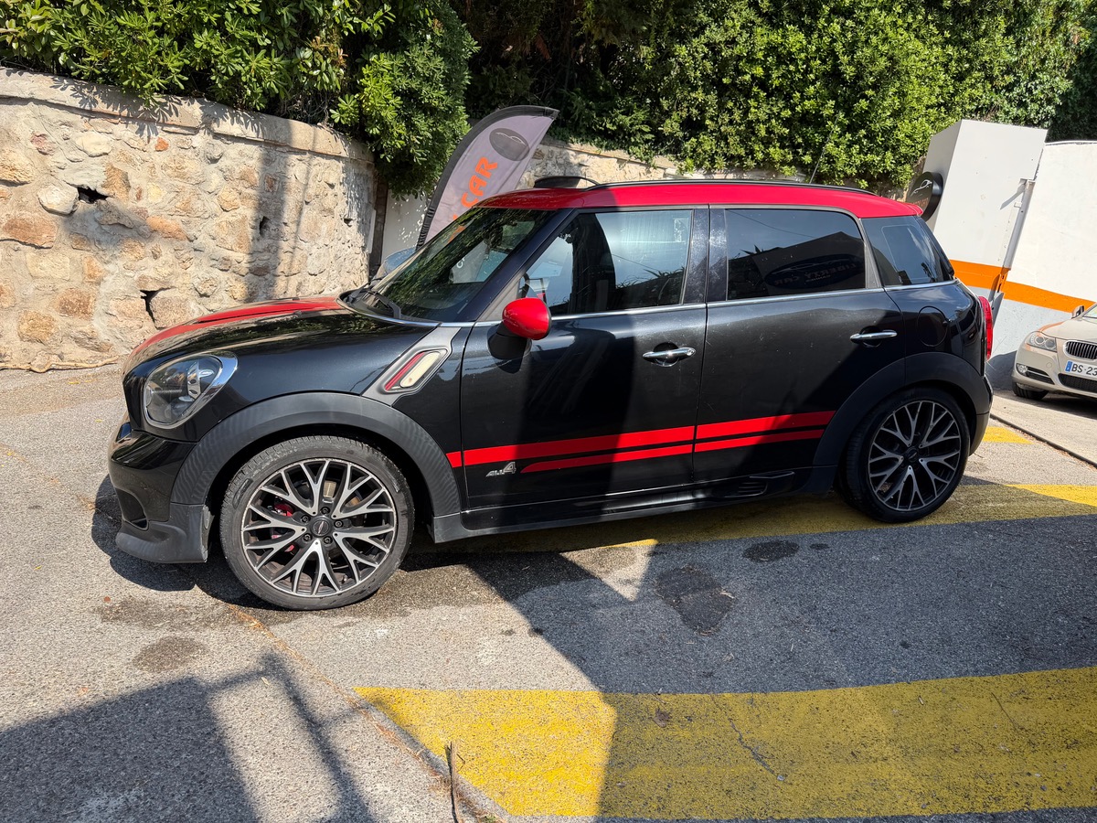 Mini Countryman JCW  218 CV ALL4 / Toit Ouvrant / GPS / Jantes Works / Intérieur Cuir  /Full Options