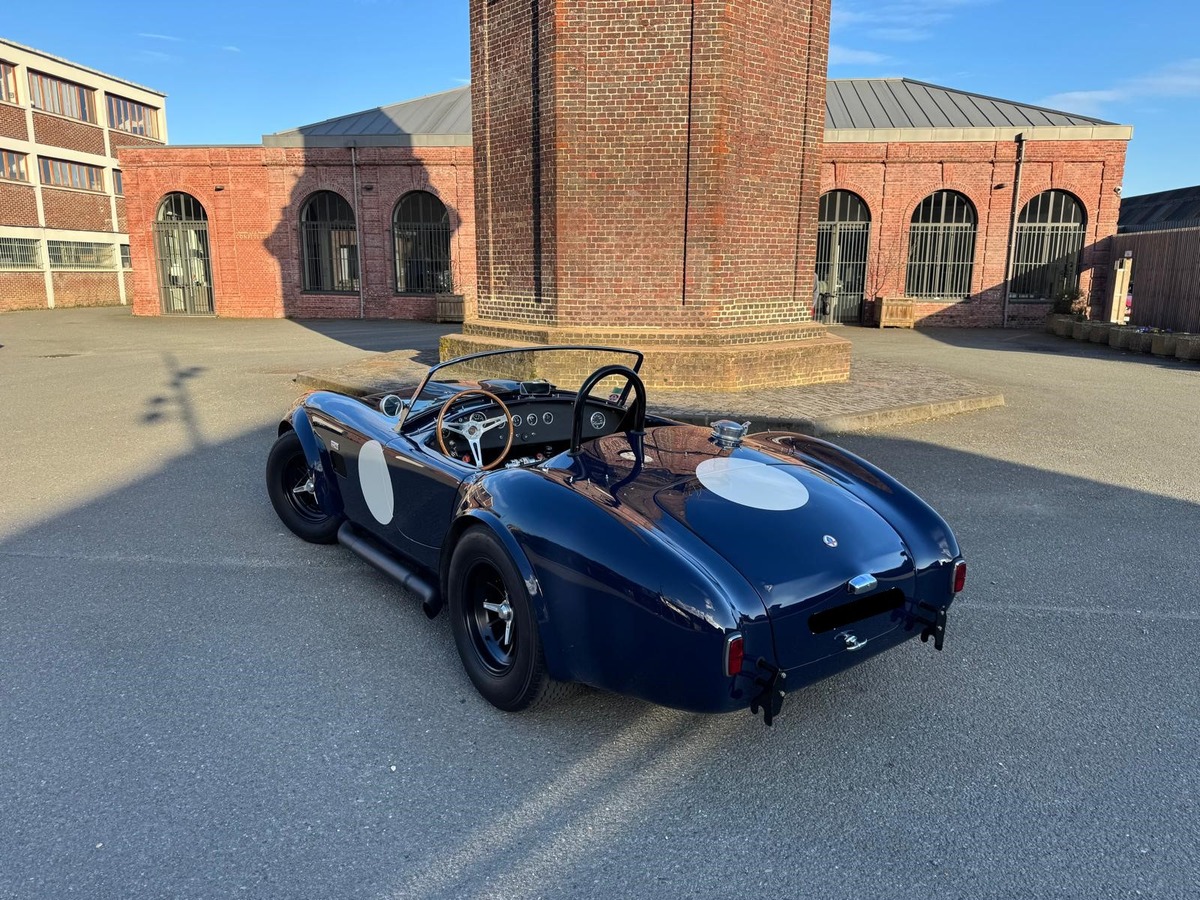 AC Cobra 289 FIA 6.4/390 Edelbrock 450cv - Restauré