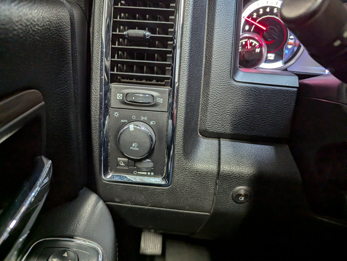 Dodge 1500 RAM Ram 1500 Laramie PAS DE MALUS