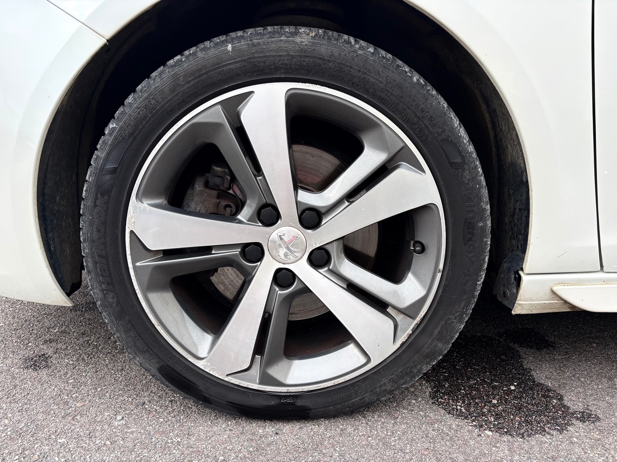 Peugeot 308 GT Line 2.0 Blue HDI 150 BVA