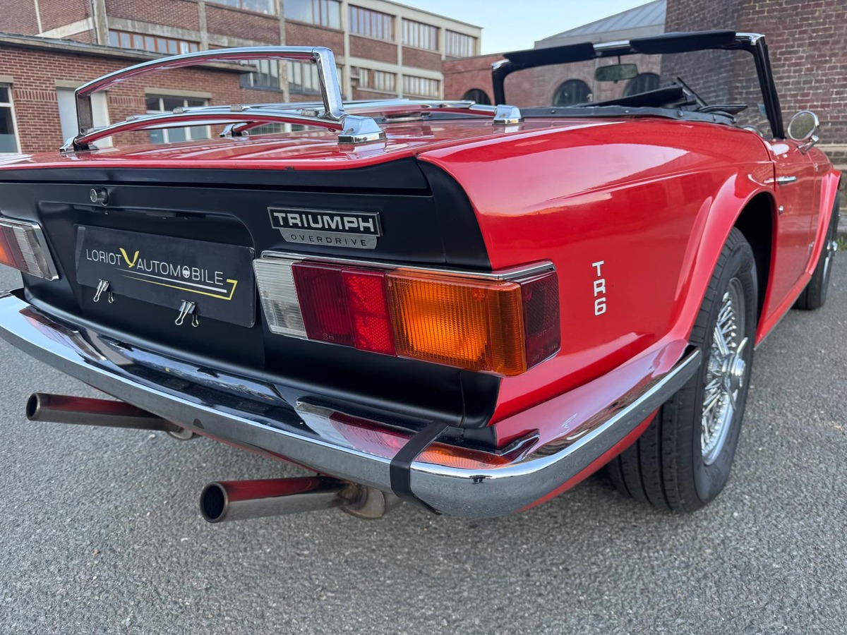 Triumph TR 6 Overdrive cabriolet 1976 - conduite à gauche