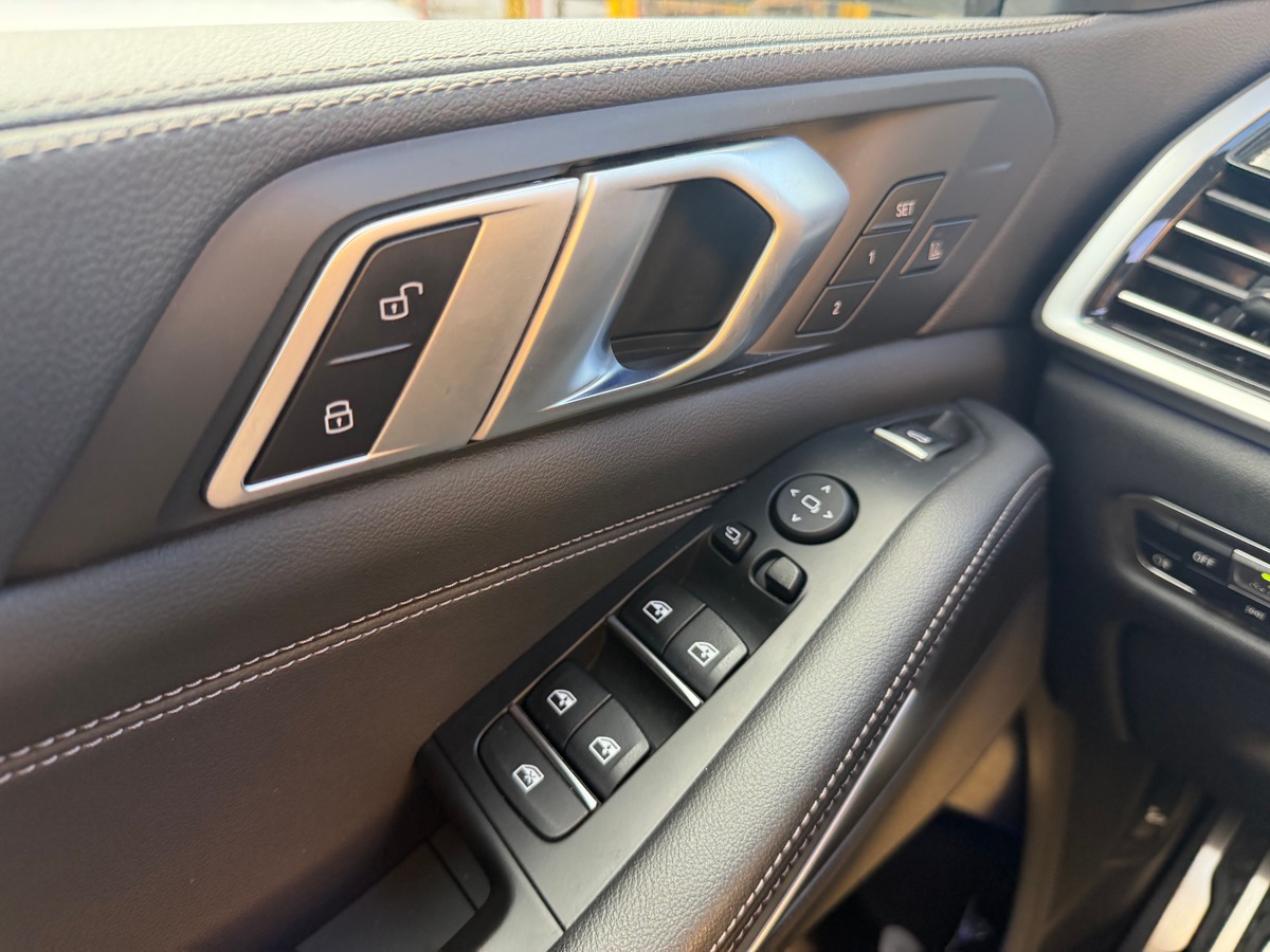 Bmw X5 G05 3.0d 30d 286ch XDRIVE M Sport / Feux Laser / Toit Panoramique Ouvrant / Caméra 360°