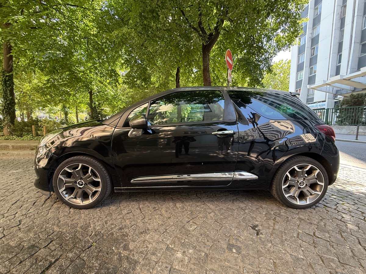 Citroën DS3 II Sport Chic 1.6 e-HDi 115 cv