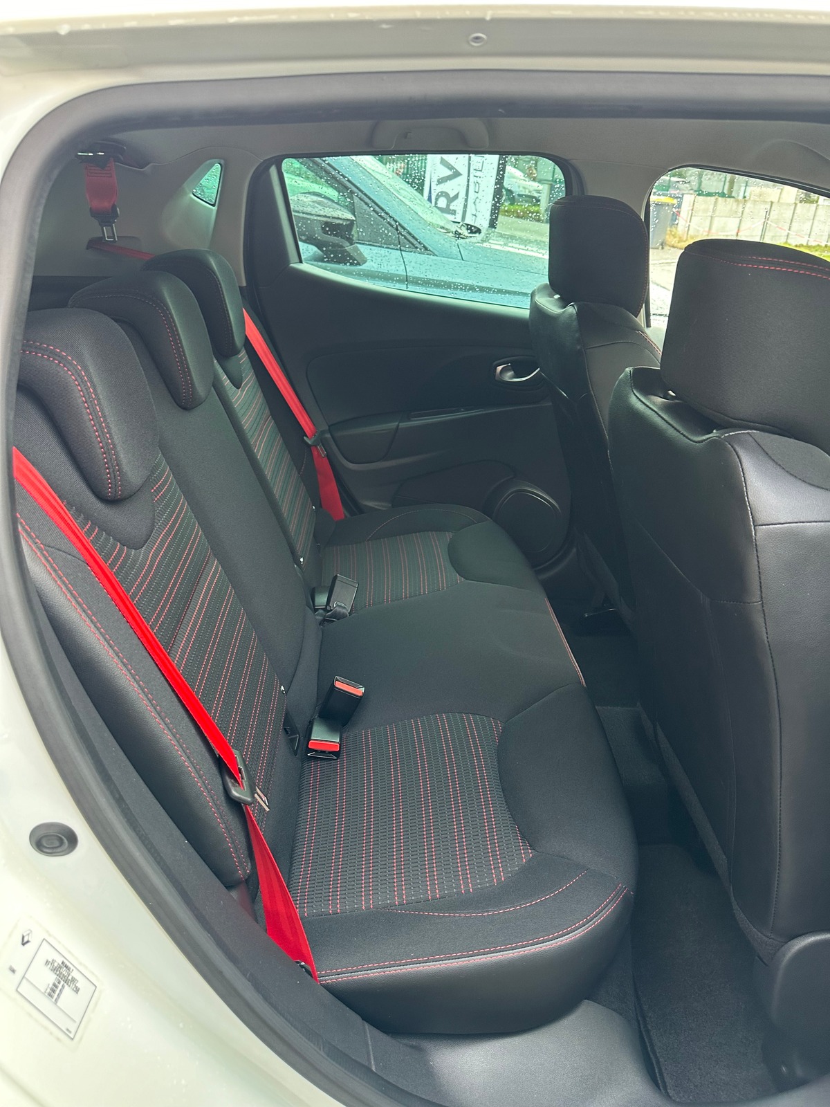 RENAULT Clio RS Trophy 220 ch