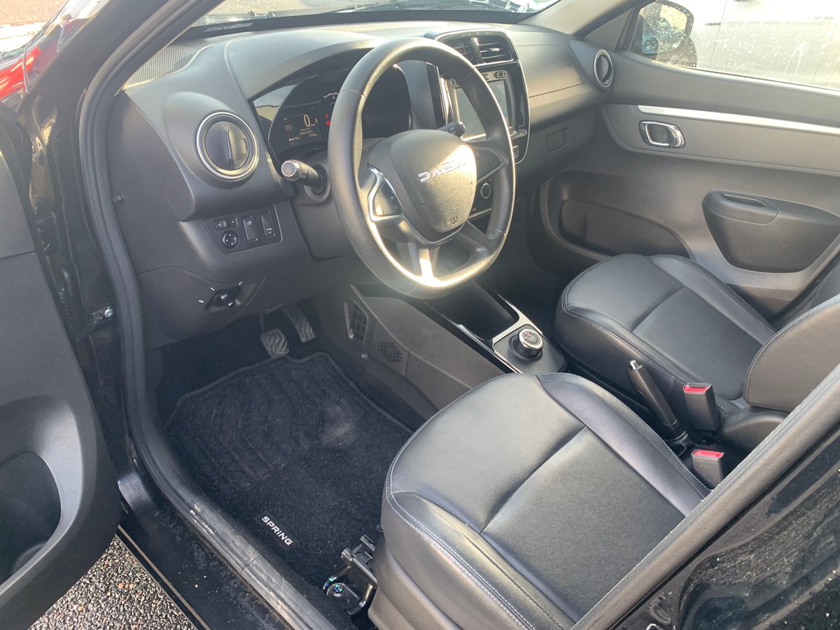 Dacia Spring Expression | Premiére main | Caméra recul | GPS| Limiteur de vitesse | Radar arriére