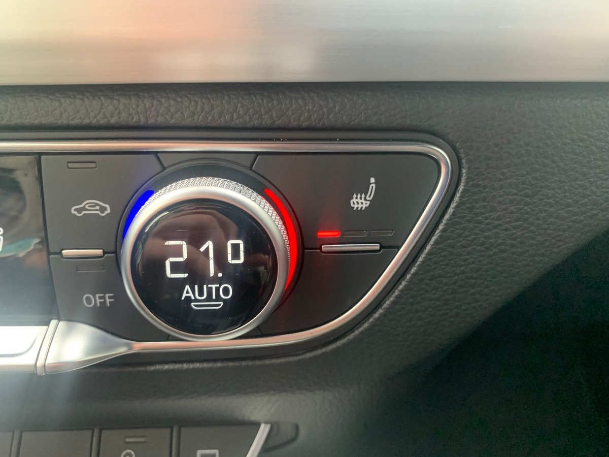 Audi Q5 Sportback 299 S-Line | Quattro | Apple car Play | Siéges chauffants | Caméra | Garantie AUDI