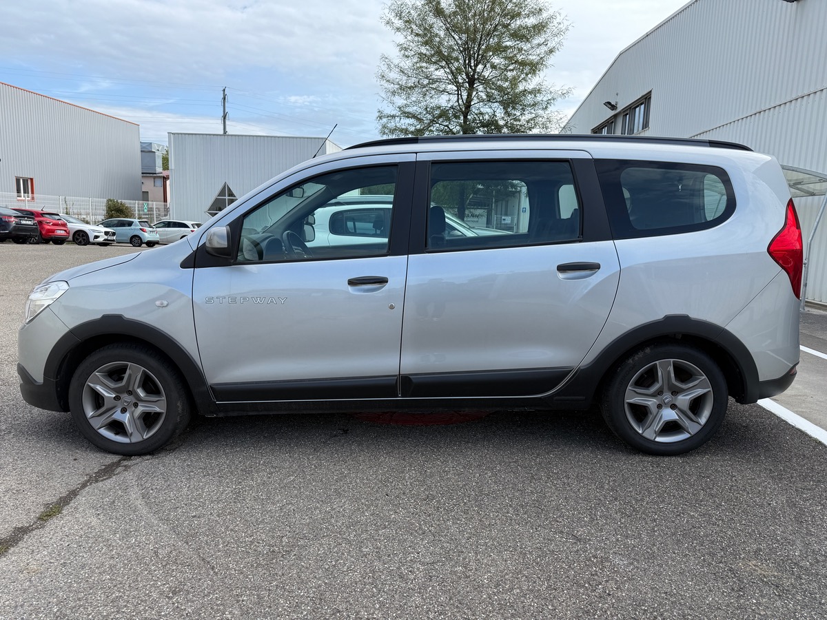 Dacia Lodgy 1.3 TCe FAP 130 cv Stepway, 5 places, Suivi Complet