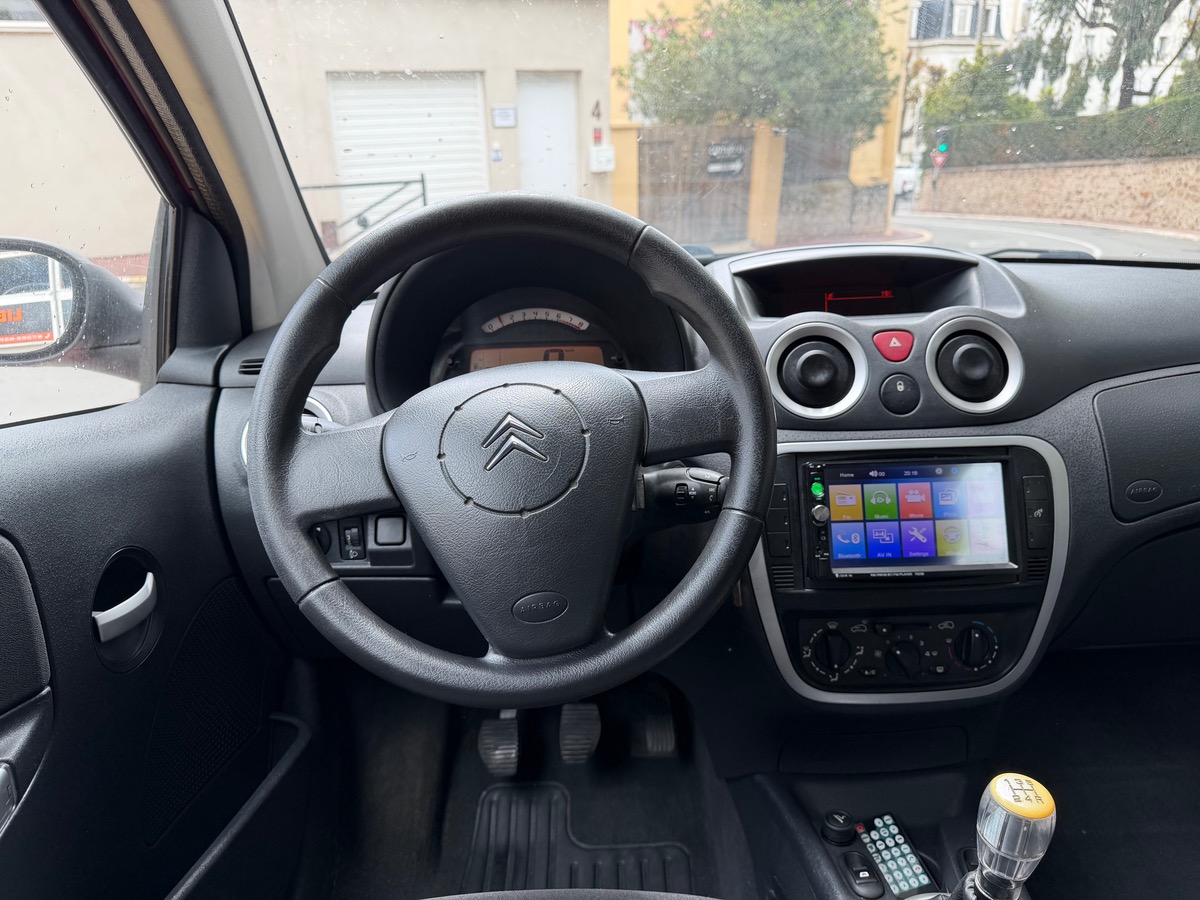 Citroën C2 1.4 i 75 CV / Ecran Navigation / CLIM /