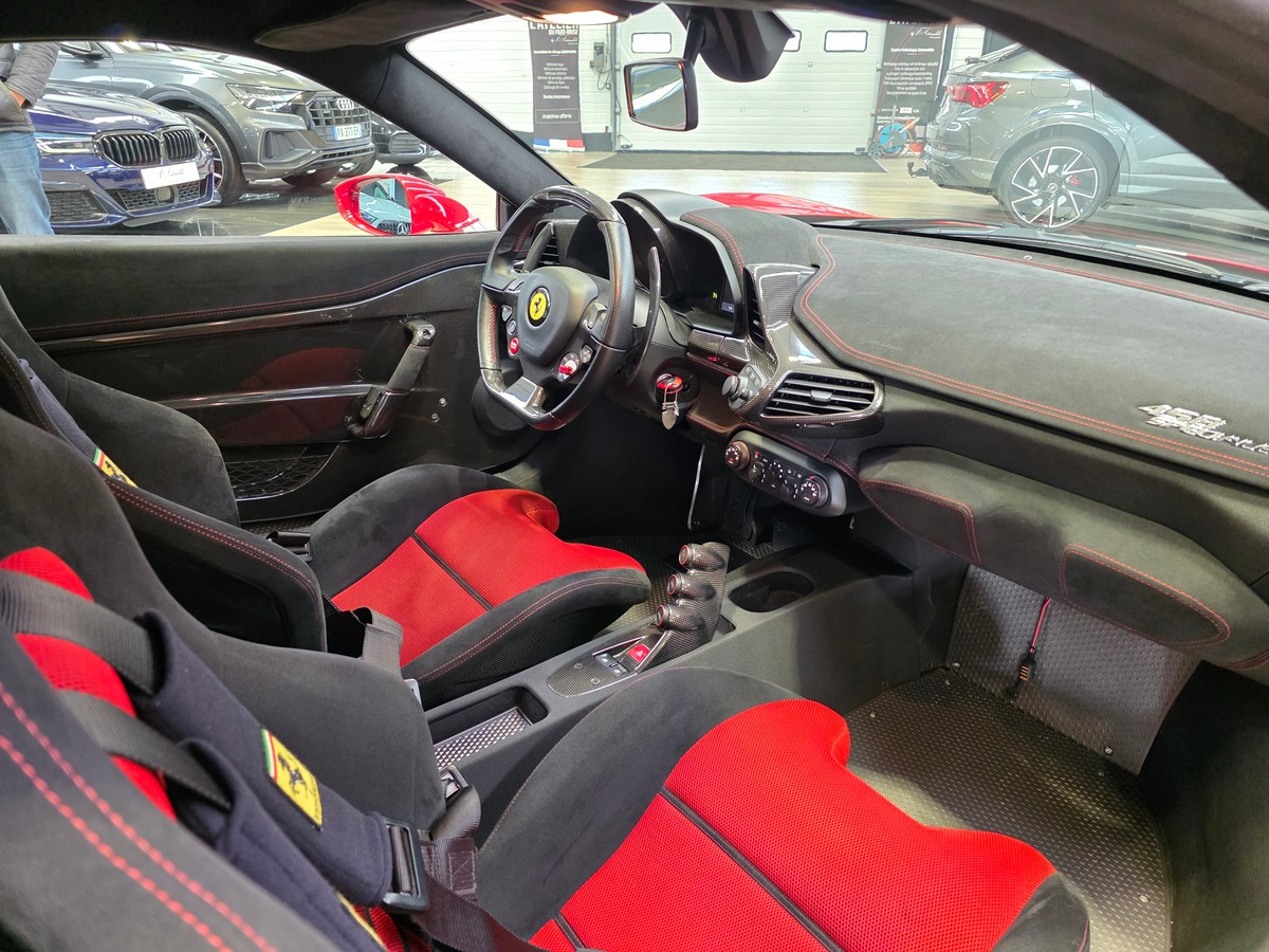 Ferrari 458 SPECIALE 4.5 605 ORIGINE FRANCE // ROSO CORSA /  BANDES NART / HARNAIS A